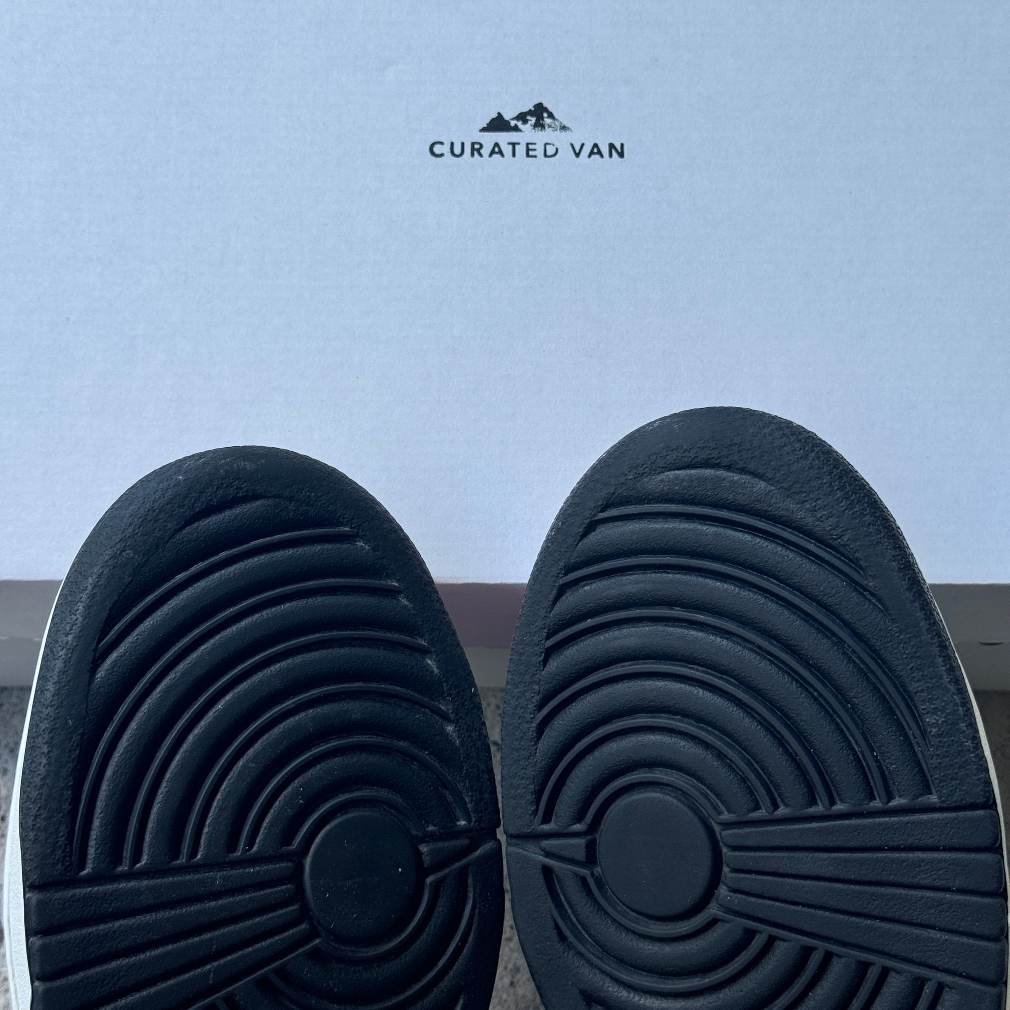 10 US - NIKE SB DUNK LOW MS PACMAN 2009