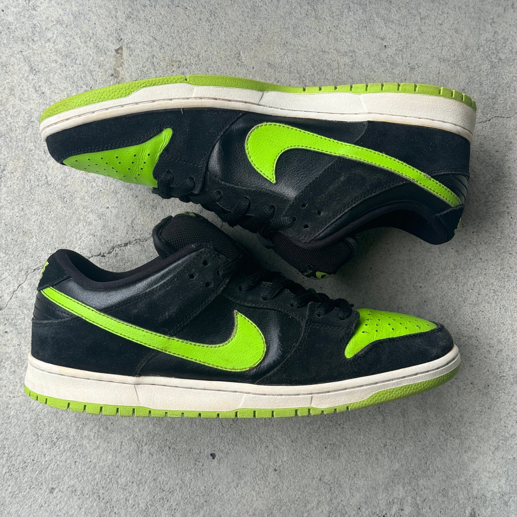 12 US - NIKE SB DUNK LOW JPACK NEON W BOX 2010