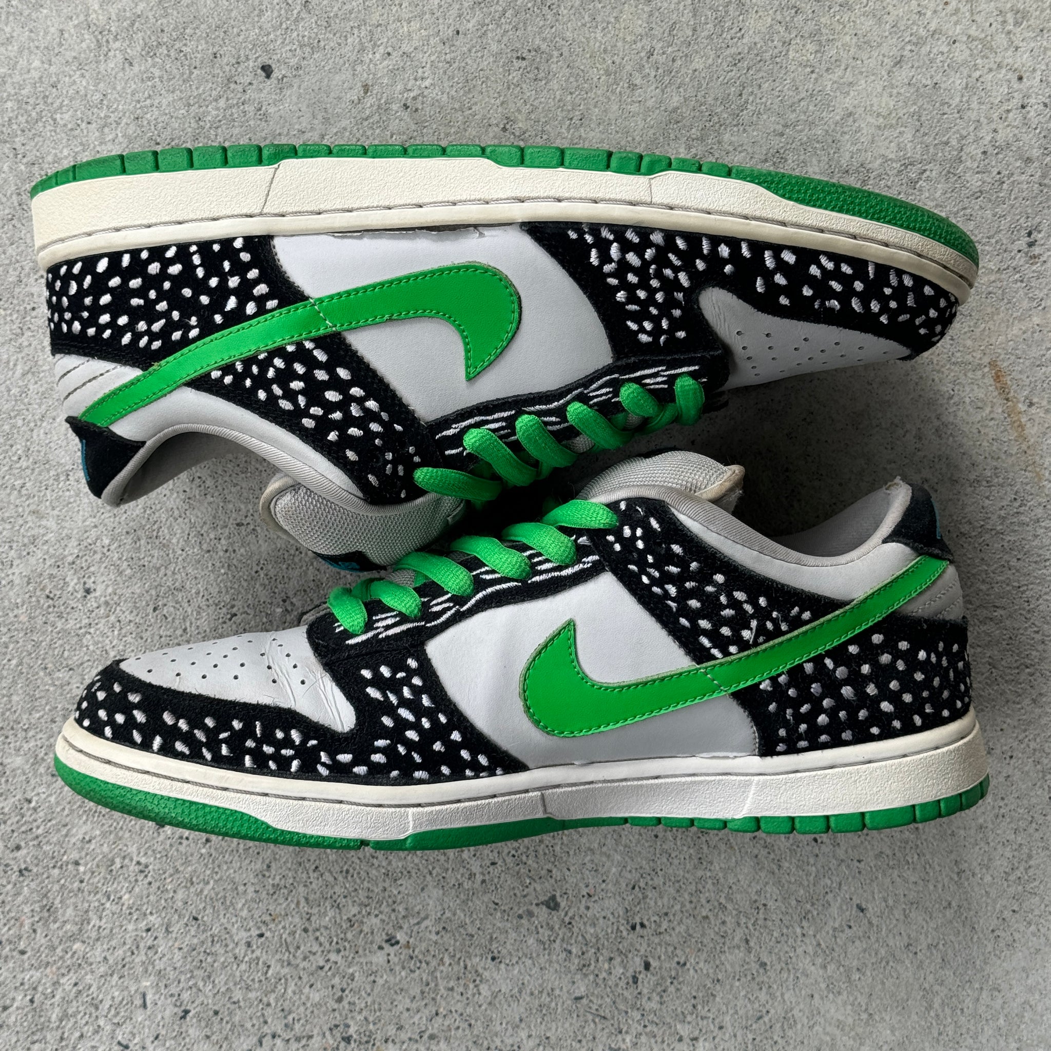 11 US - NIKE SB DUNK LOW LOON 2010