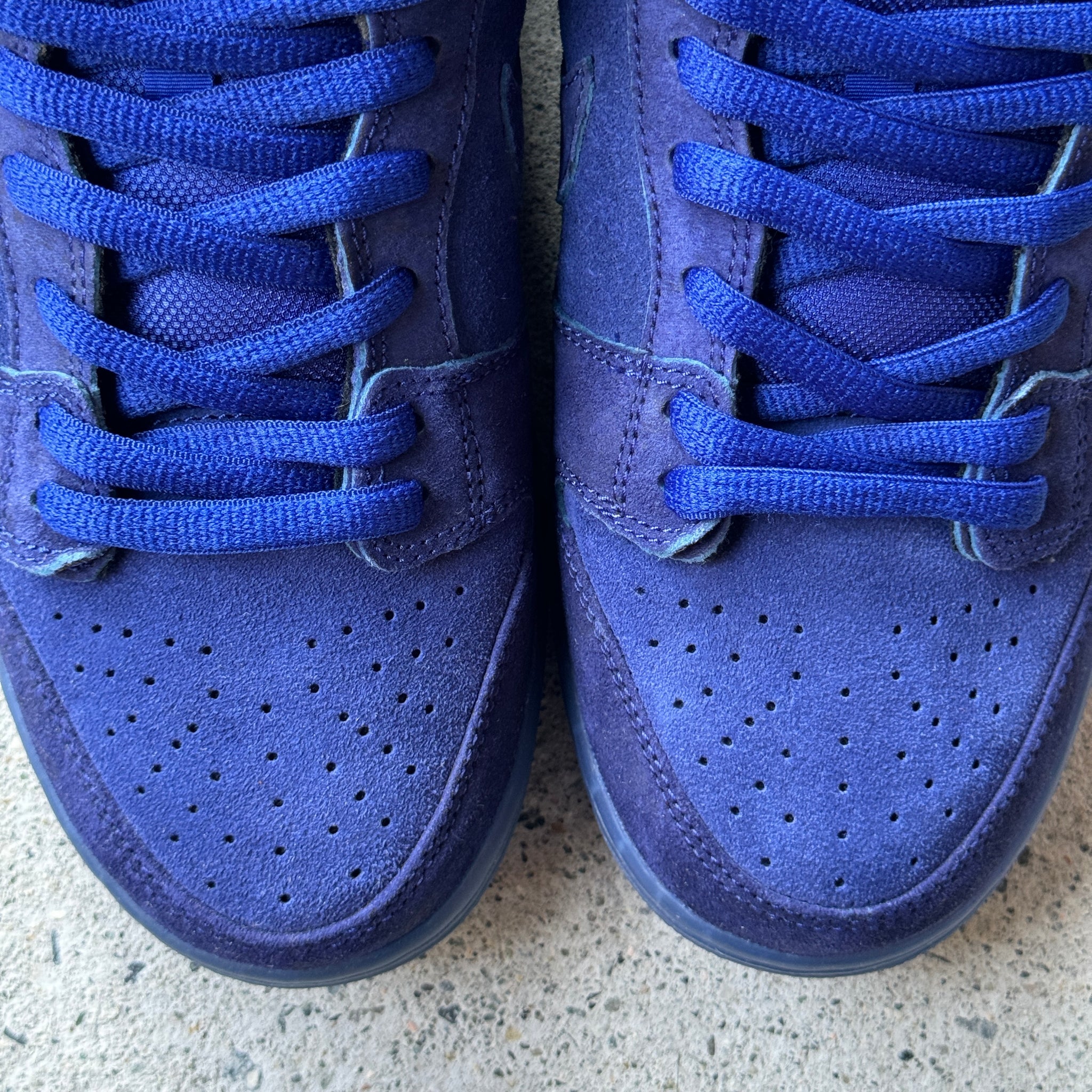 8.5 US - DS NIKE SB DUNK LOW BLUE MOON W BOX 2015