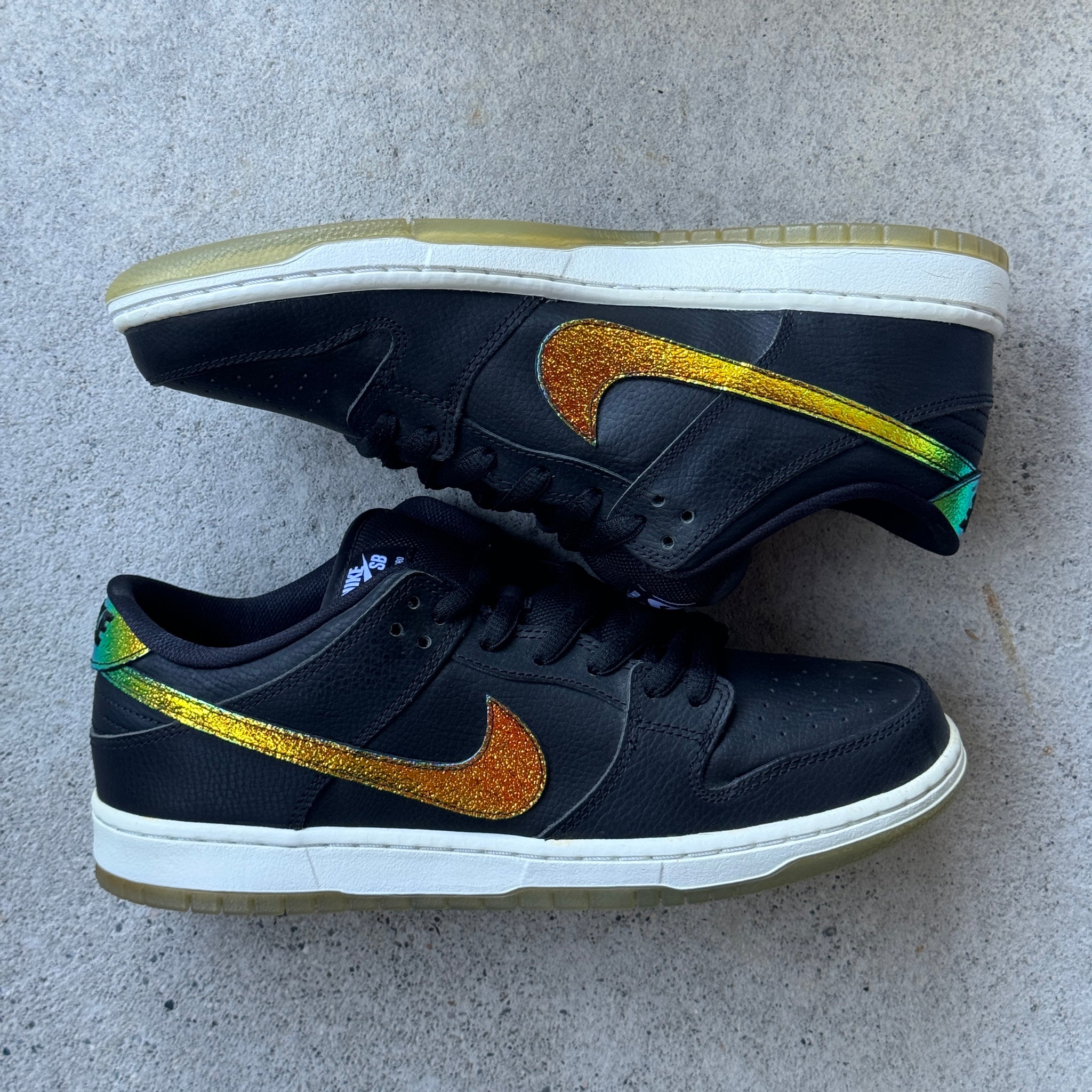 10.5 US - DS NIKE SB DUNK LOW OIL SPILL 2014