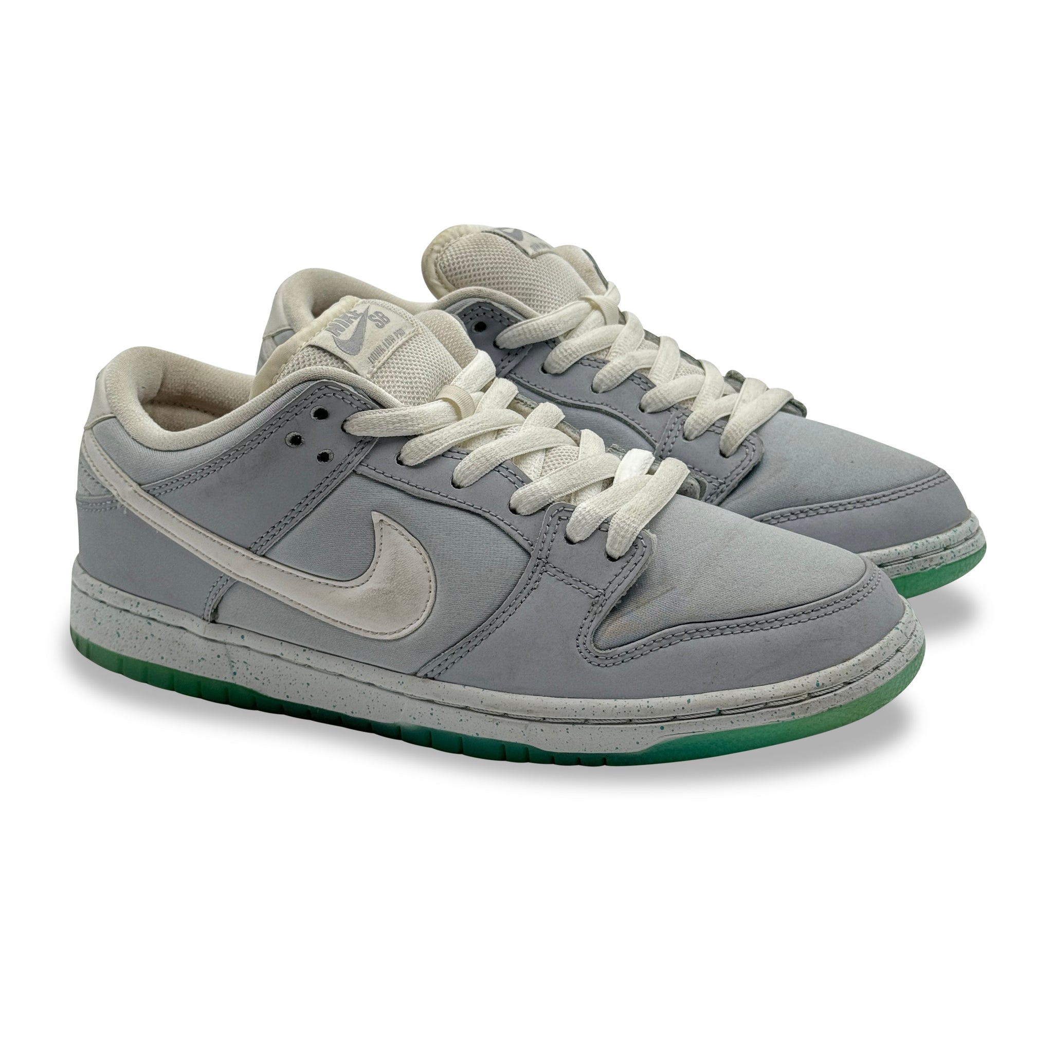 8 US - NIKE SB DUNK LOW MARTY MCFLY 2015