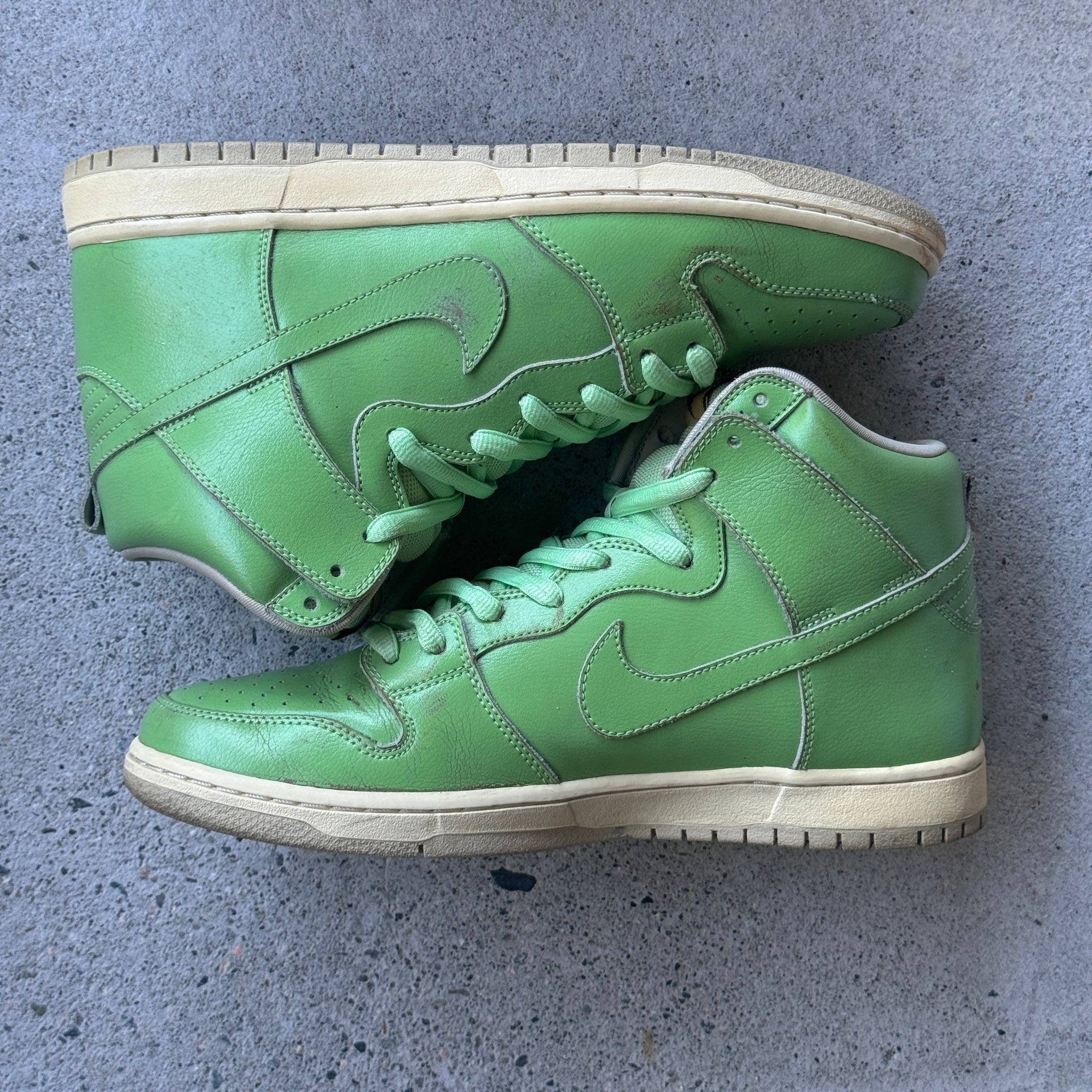10 US - NIKE SB DUNK HIGH STATUE OF LIBERTY W BOX 2011