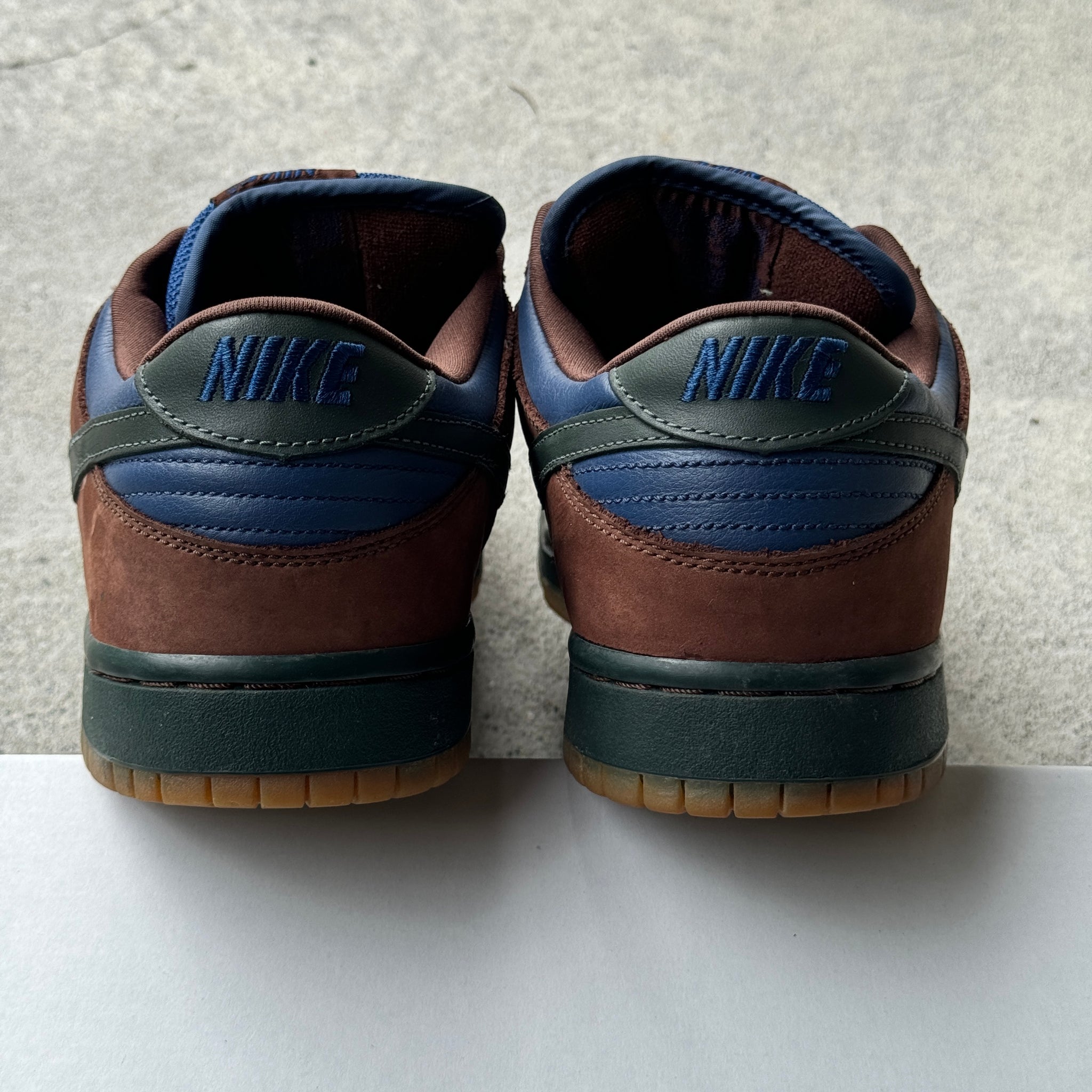 11 US - NIKE SB DUNK LOW BARF 2003