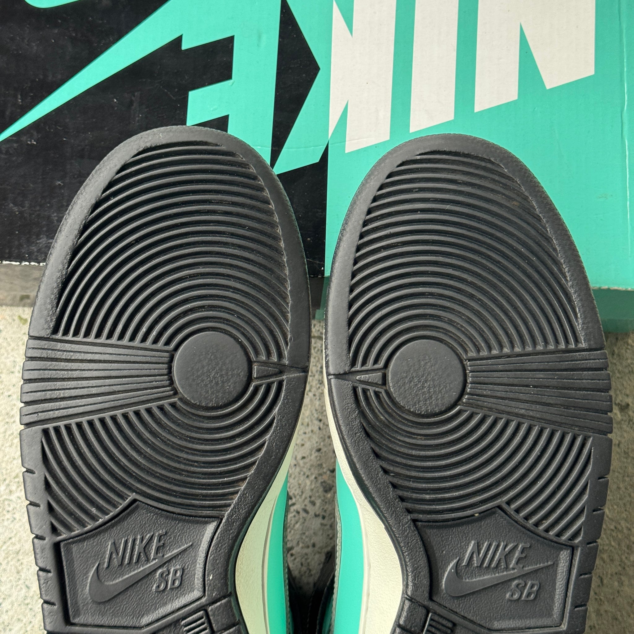 9.5 US - NIKE SB DUNK HIGH TIFFANY W BOX 2014