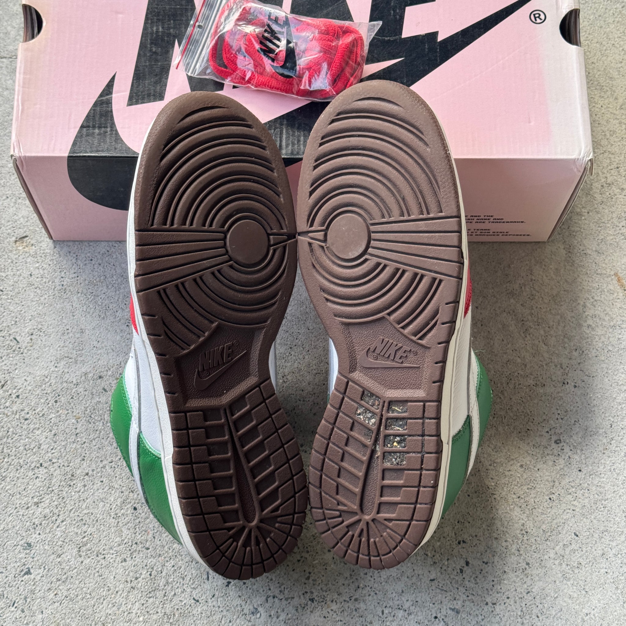 11.5 US - NIKE SB DUNK LOW CINCO DE MAYO W BOX 2005