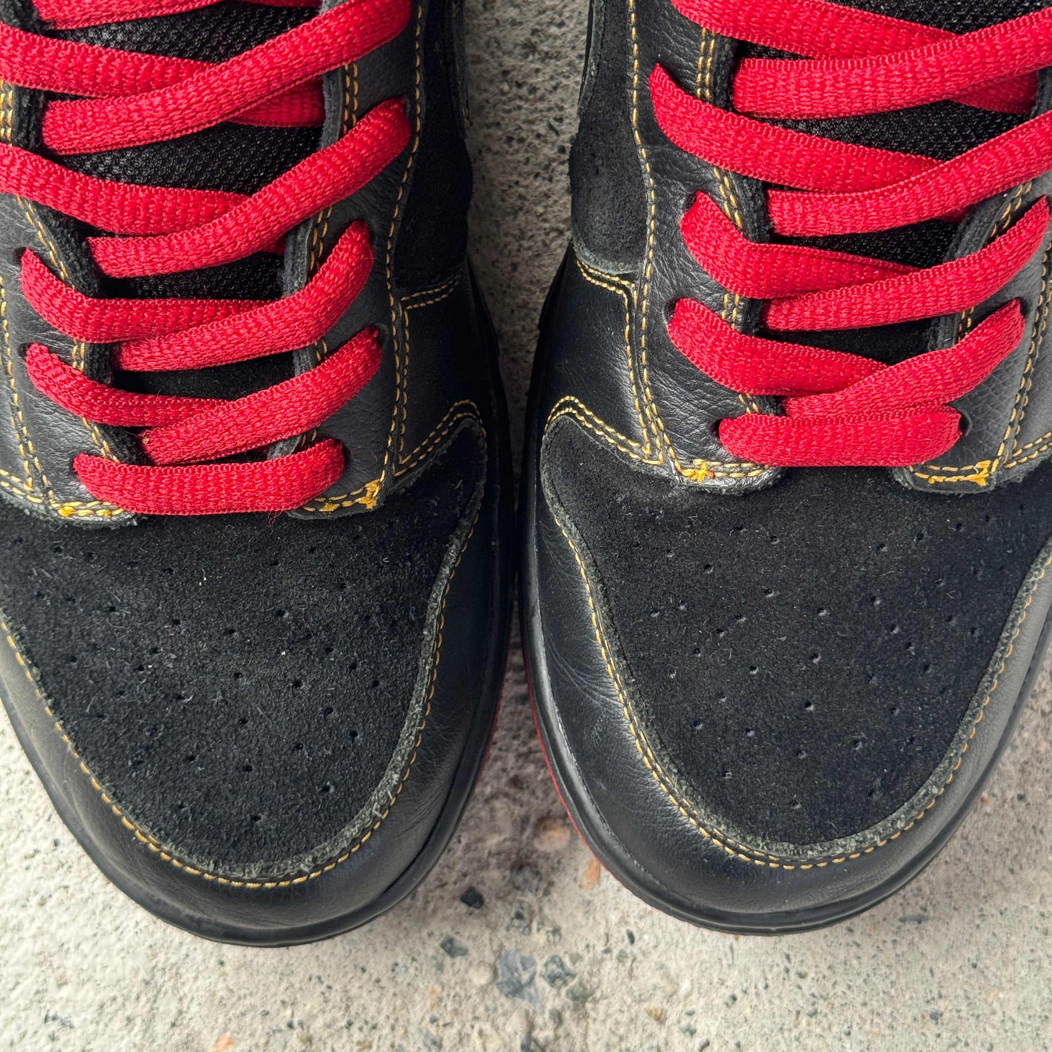 10.5 US - NIKE SB DUNK HIGH UNLUCKY W BOX 2004