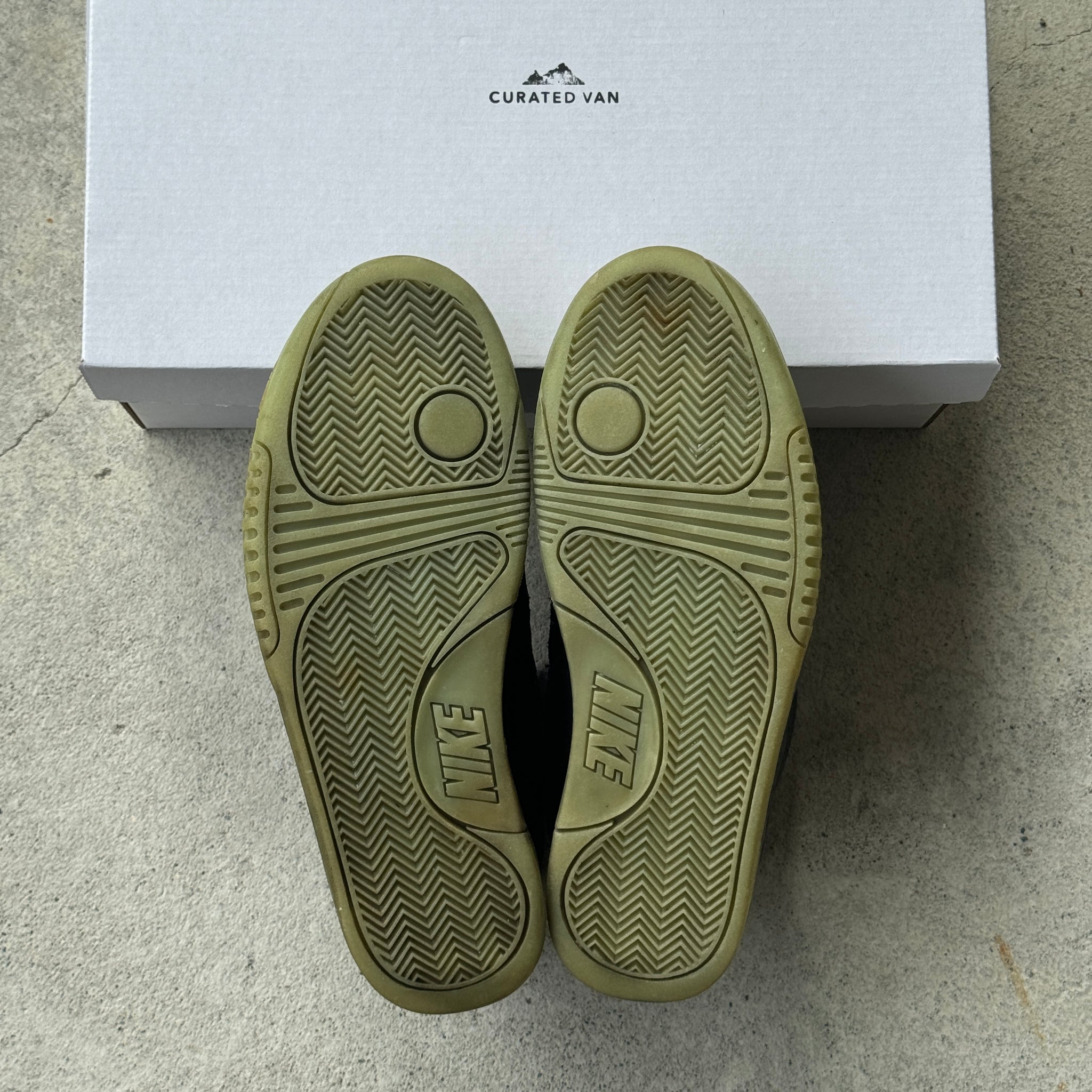 8 US - NIKE AIR YEEZY 2 SOLAR RED 2014