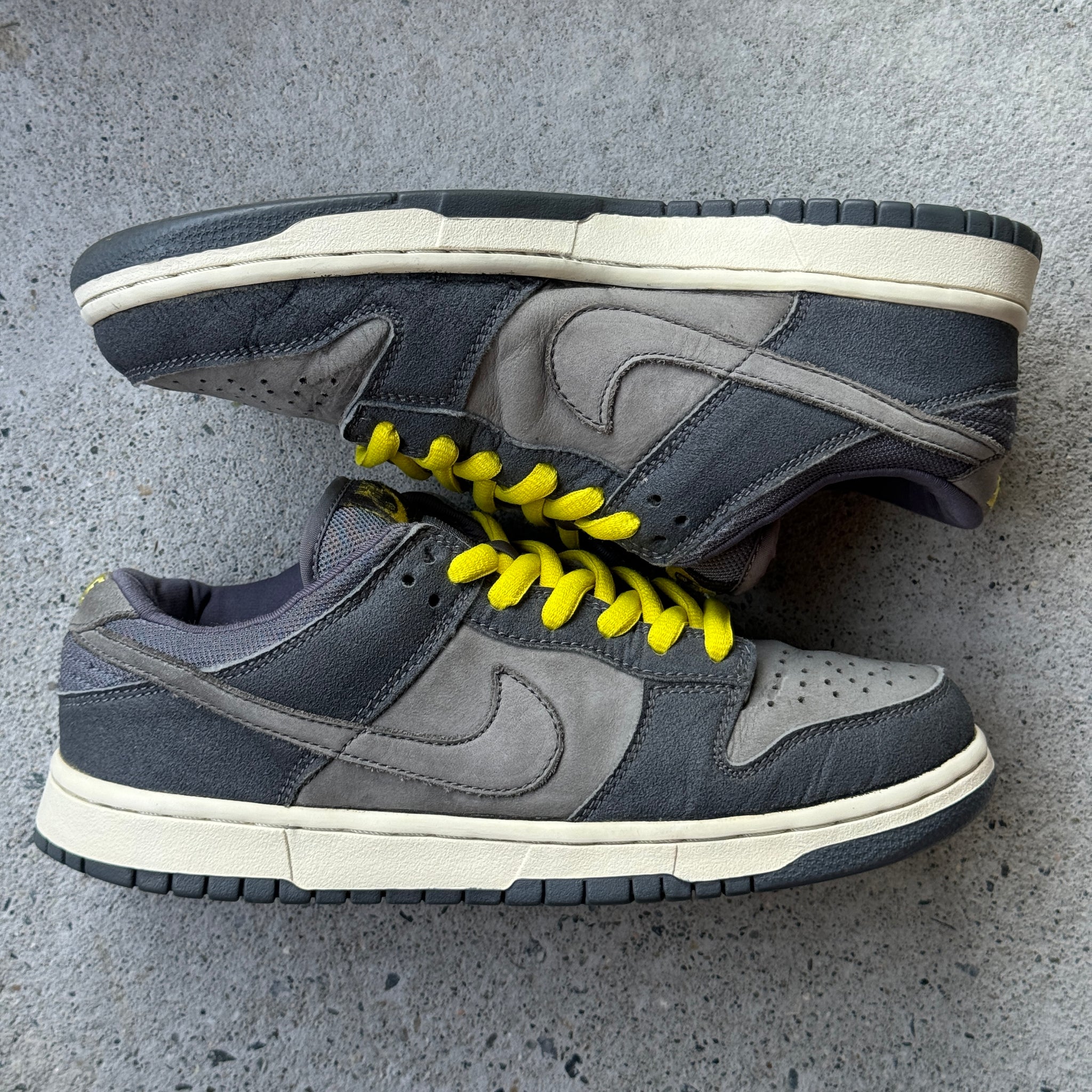 8 US - NIKE DUNK LOW PRO B LIGHTNING W BOX 2001