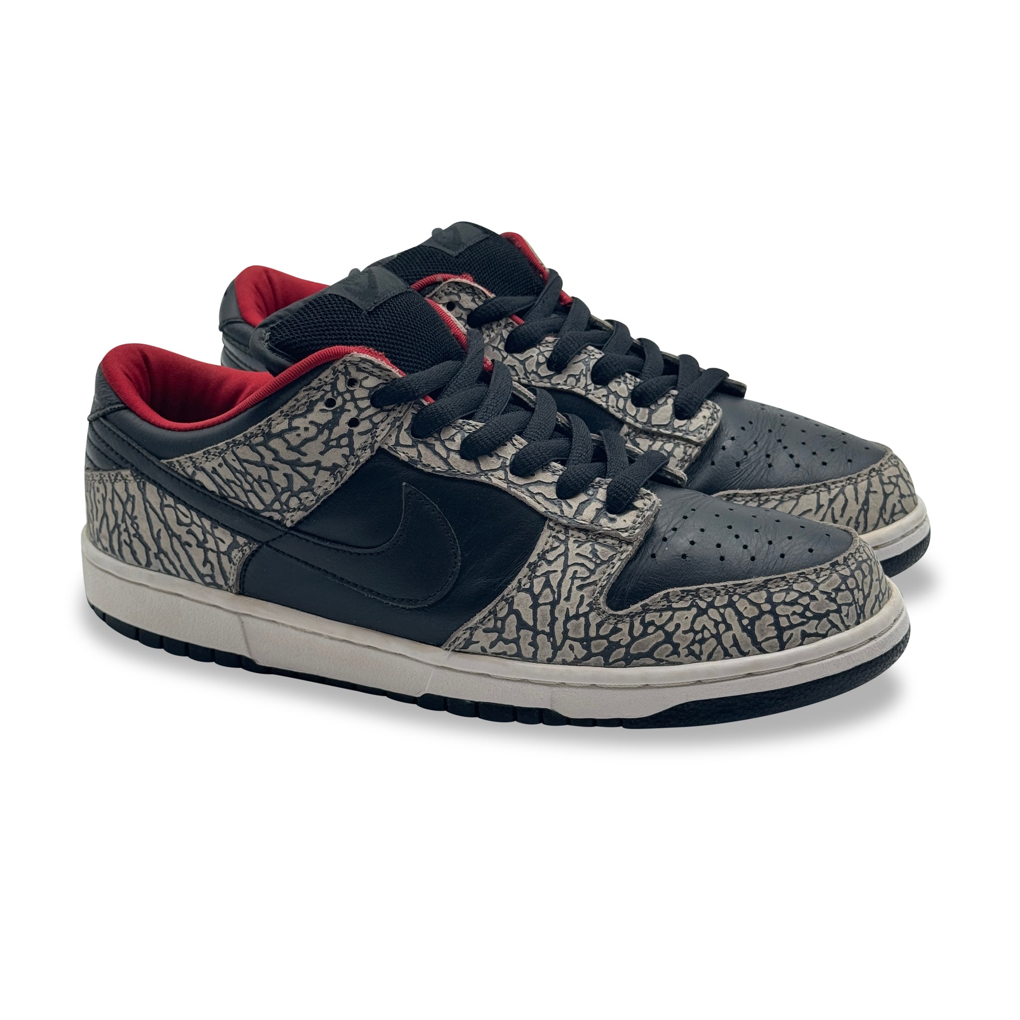 10 US - NIKE SB DUNK LOW SUPREME BLACK CEMENT W BOX 2002