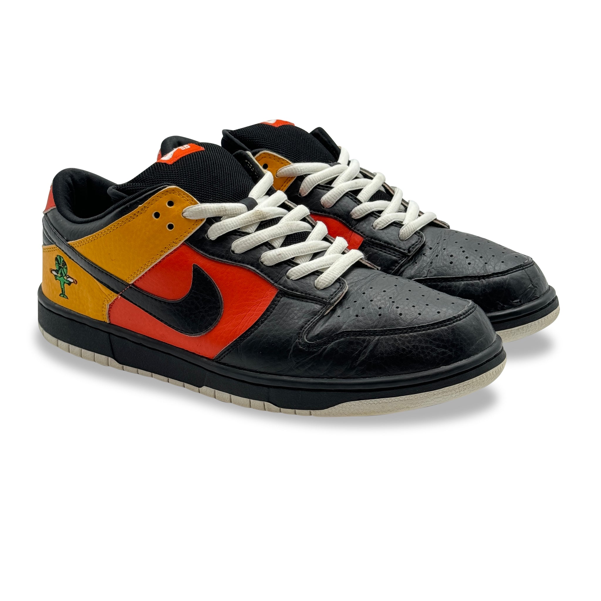 13 US - NIKE SB DUNK LOW BLACK RAYGUN W BOX 2005