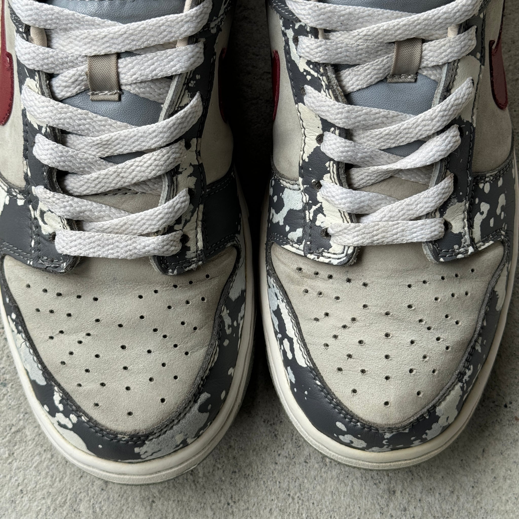9 US - NIKE DUNK LOW SPLATTER W BOX 2003