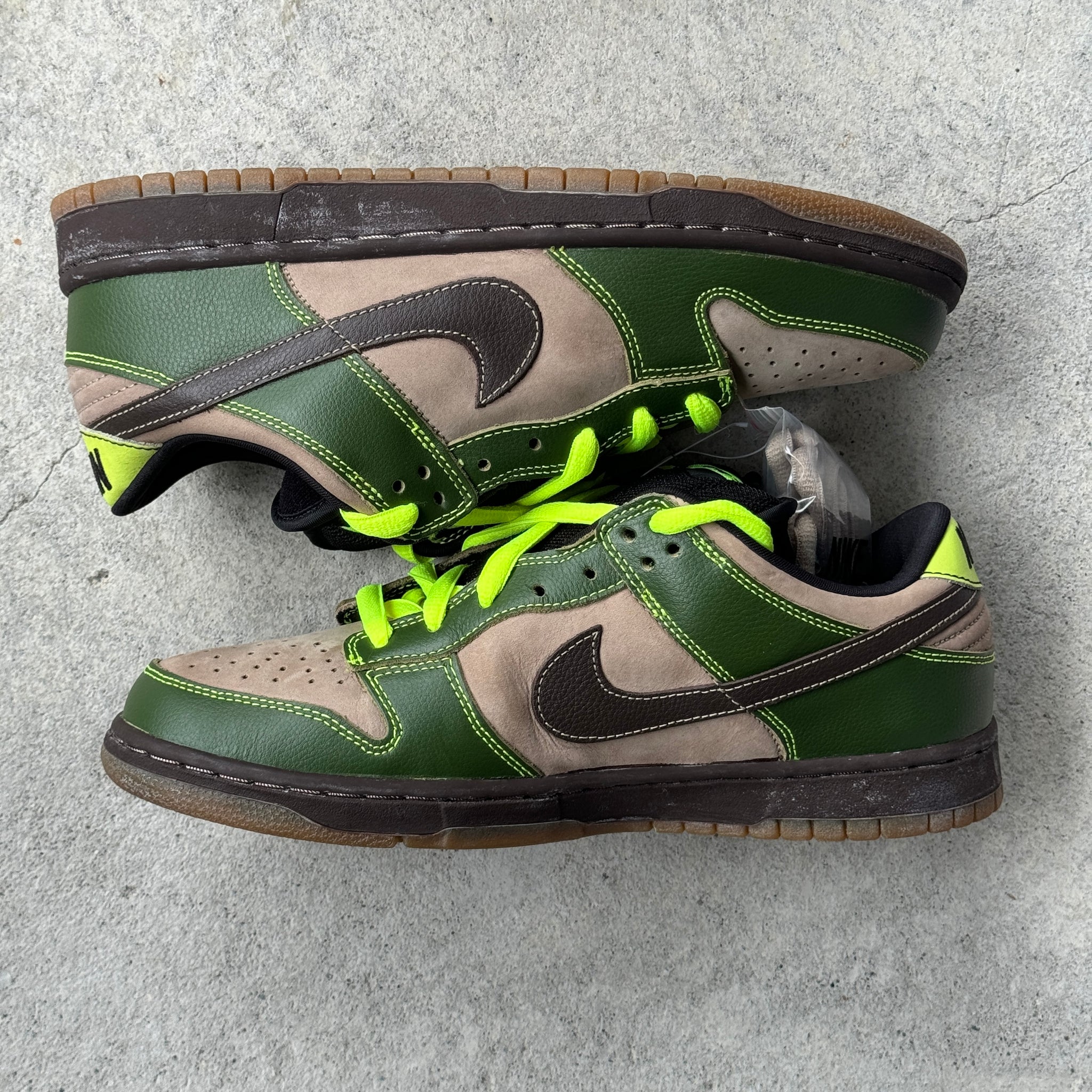 10 US - DS NIKE SB DUNK LOW JEDI W BOX 2004