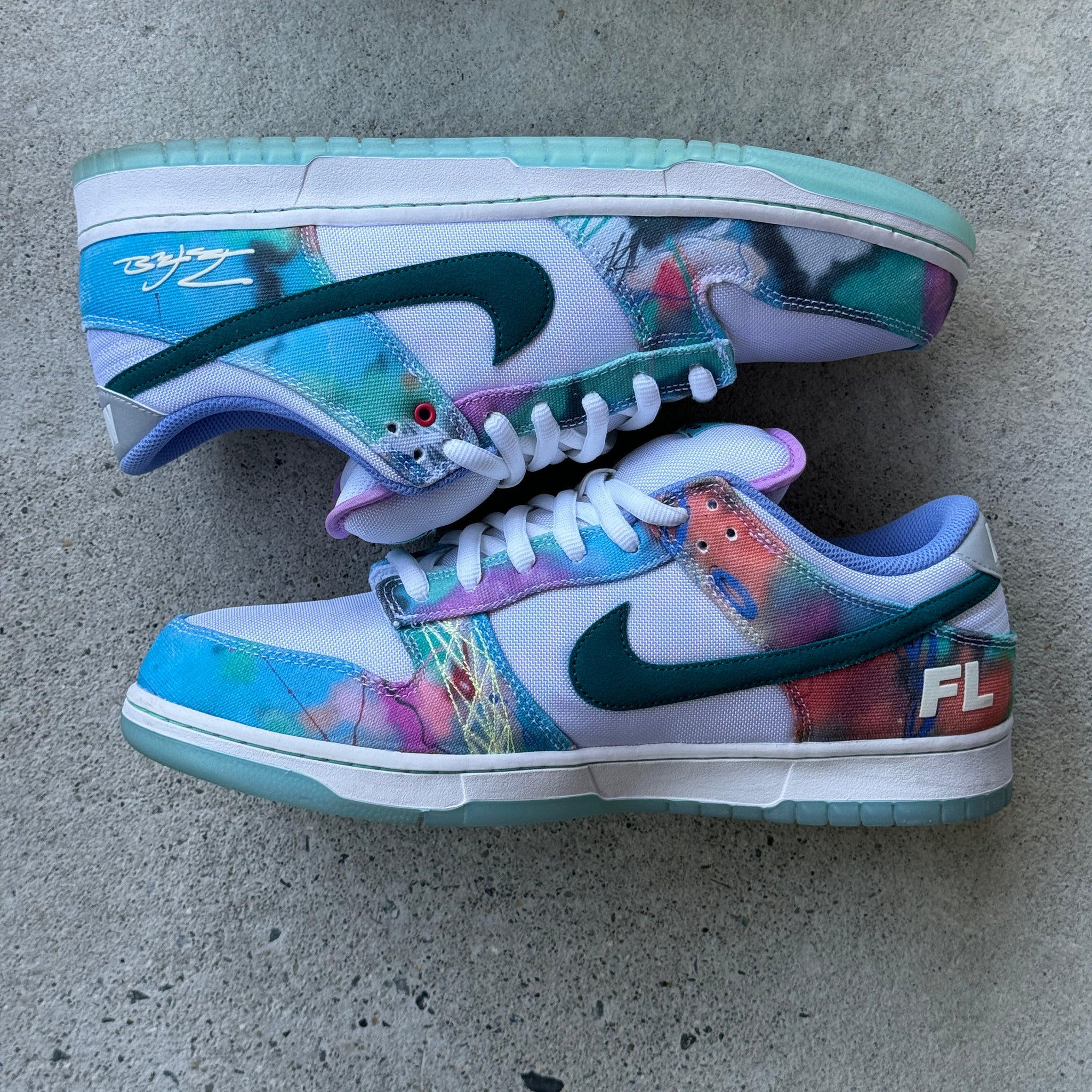 13 US - NIKE SB DUNK LOW FUTURA BLEACHED AQUA W BOX 2024