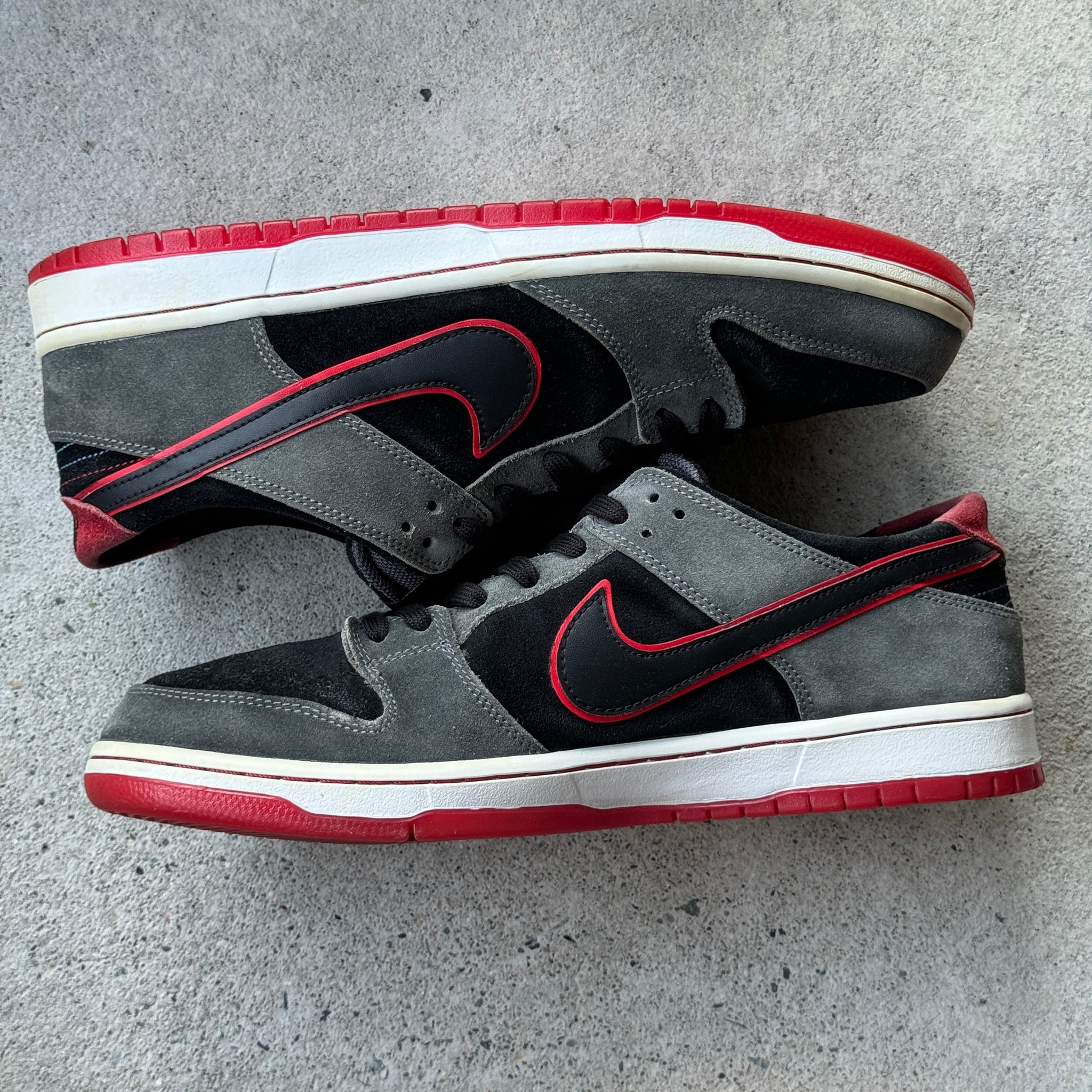 13 US - NIKE SB DUNK LOW ISHOD WAIR SPORTS CAR W BOX 2017