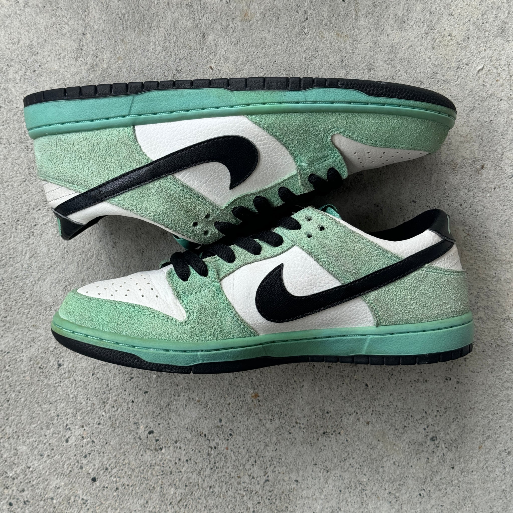 8 US - NIKE SB DUNK LOW SEA CRYSTAL 2016