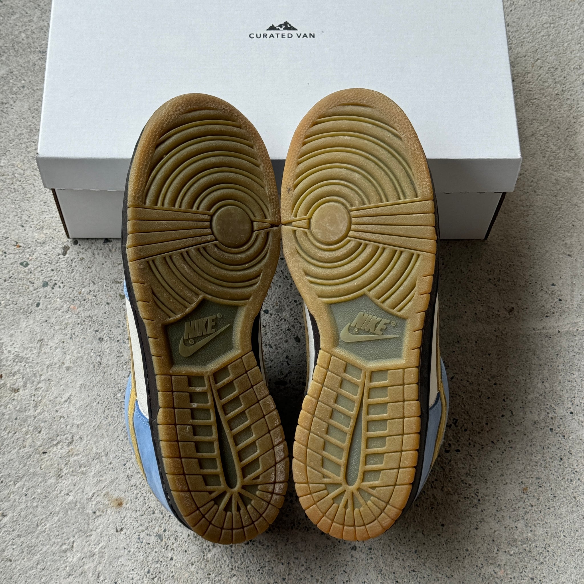 11.5 US - NIKE SB DUNK LOW HOMER 2004