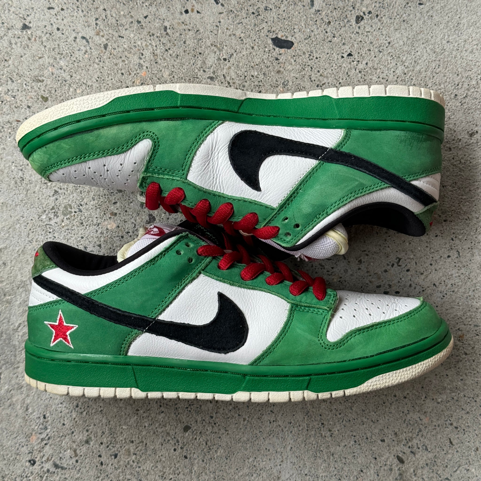 9 US - NIKE SB DUNK LOW HEINEKEN 2003