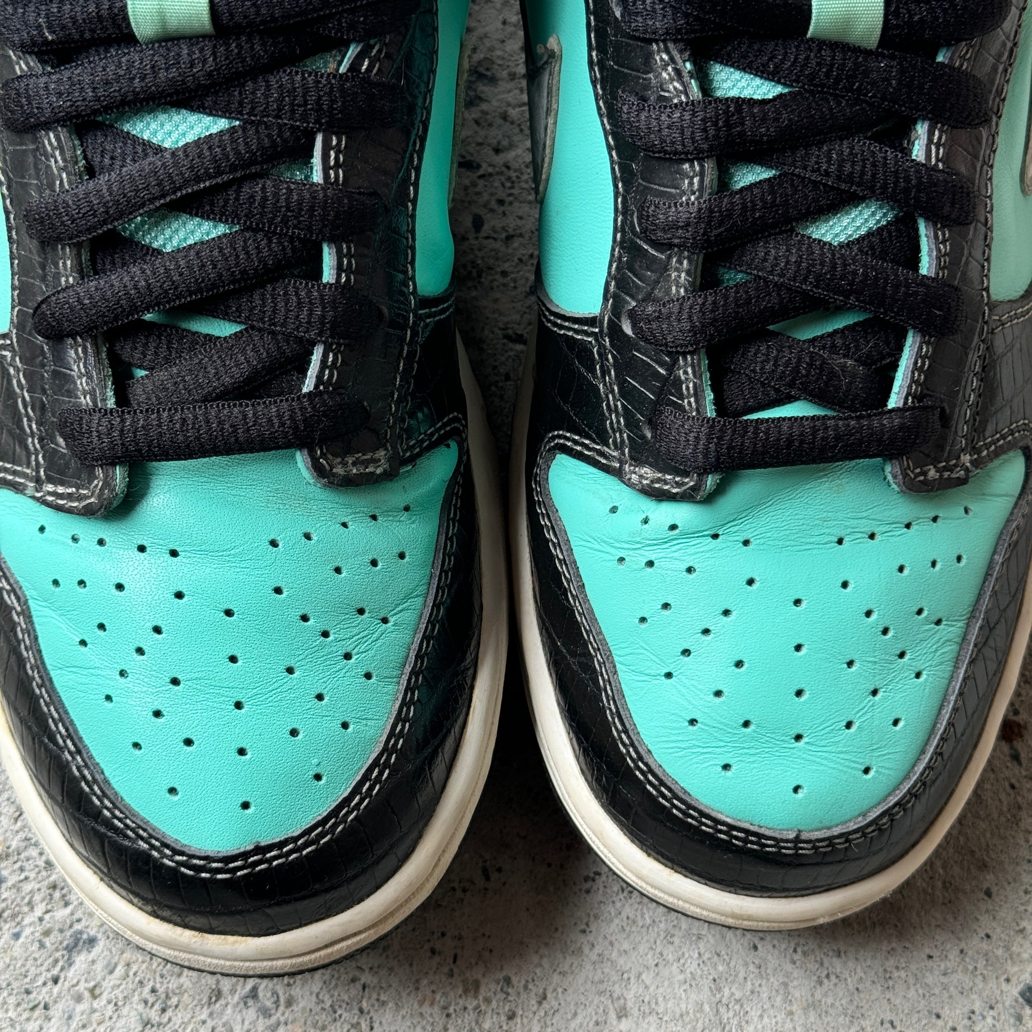 8 US - NIKE SB DUNK LOW TIFFANY W BOX 2005