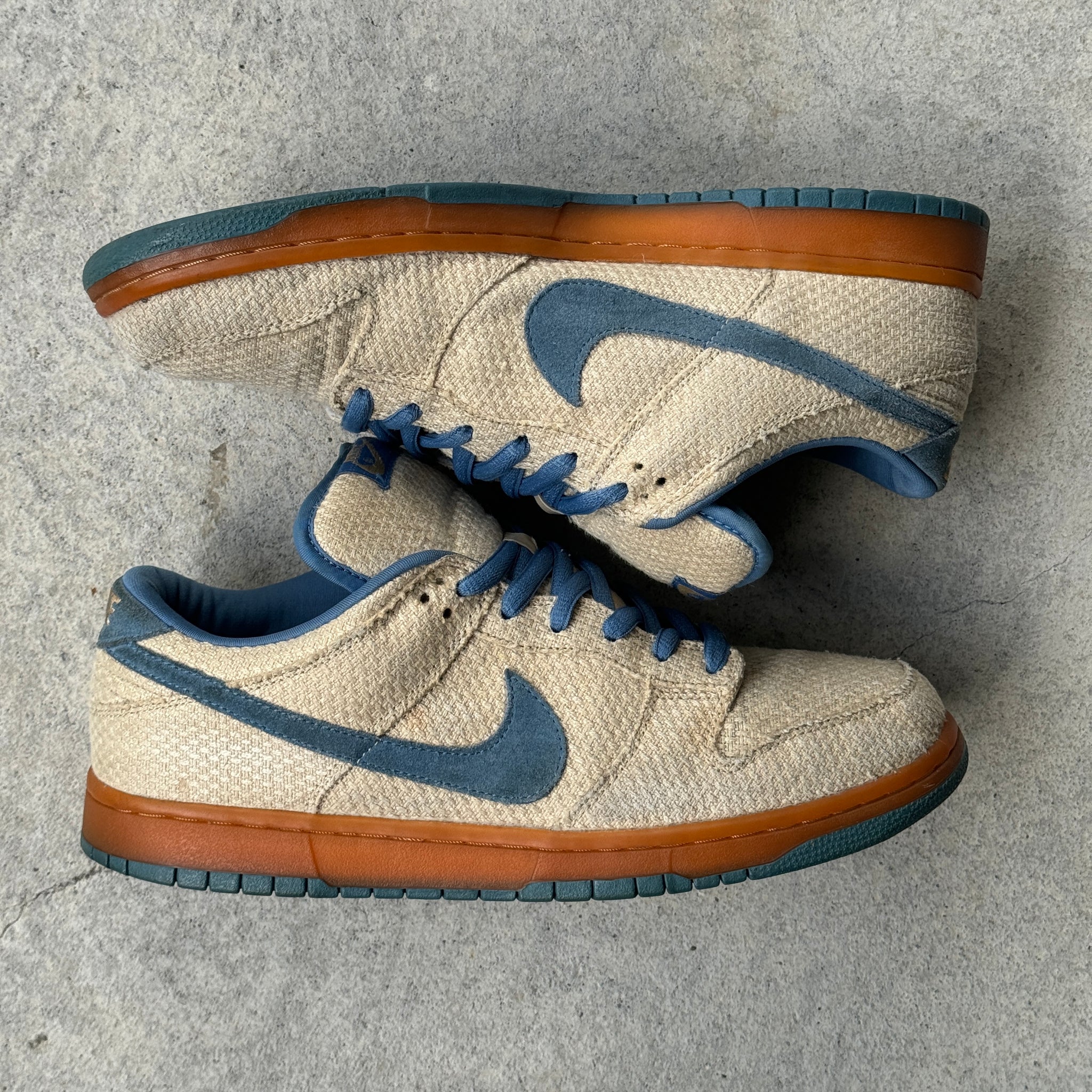 13 US - NIKE SB DUNK LOW CASCADE HEMP 2004