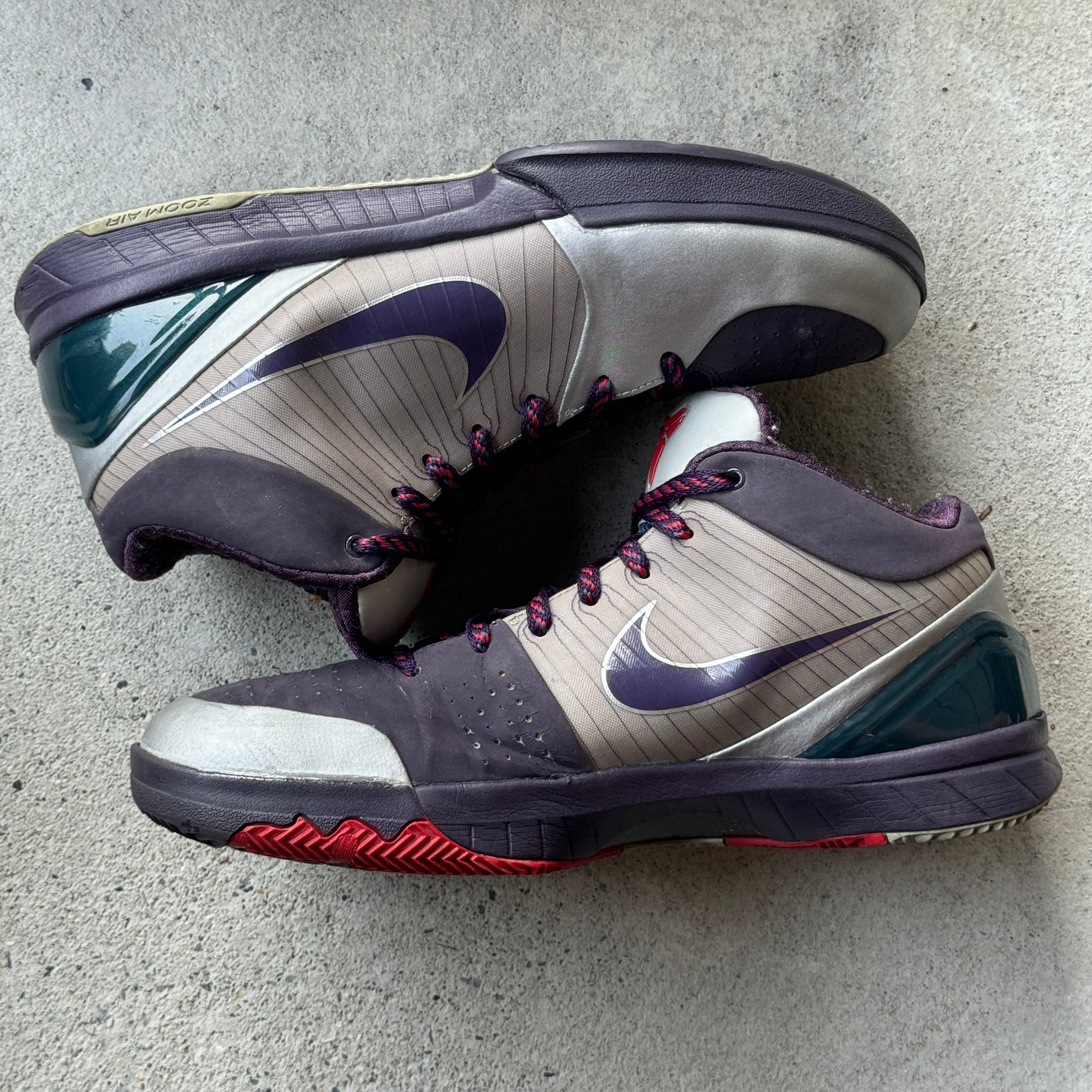 12 US - NIKE AIR ZOOM KOBE 4 VI JOKER/CHAOS 2009