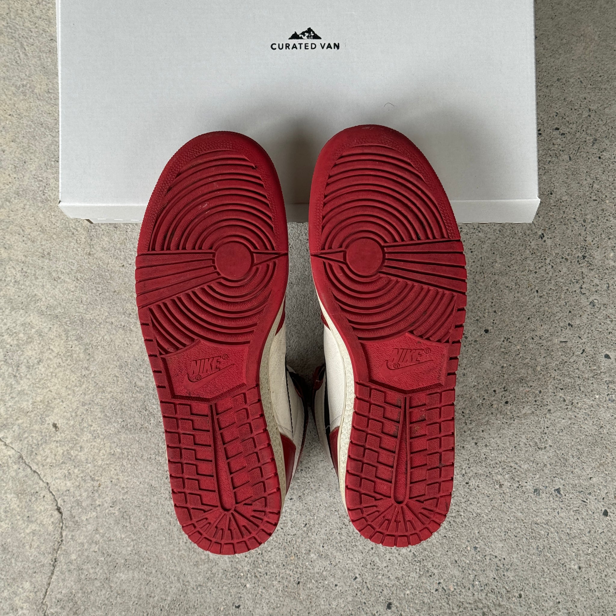 10.5 US - JORDAN 1 CHICAGO 1985