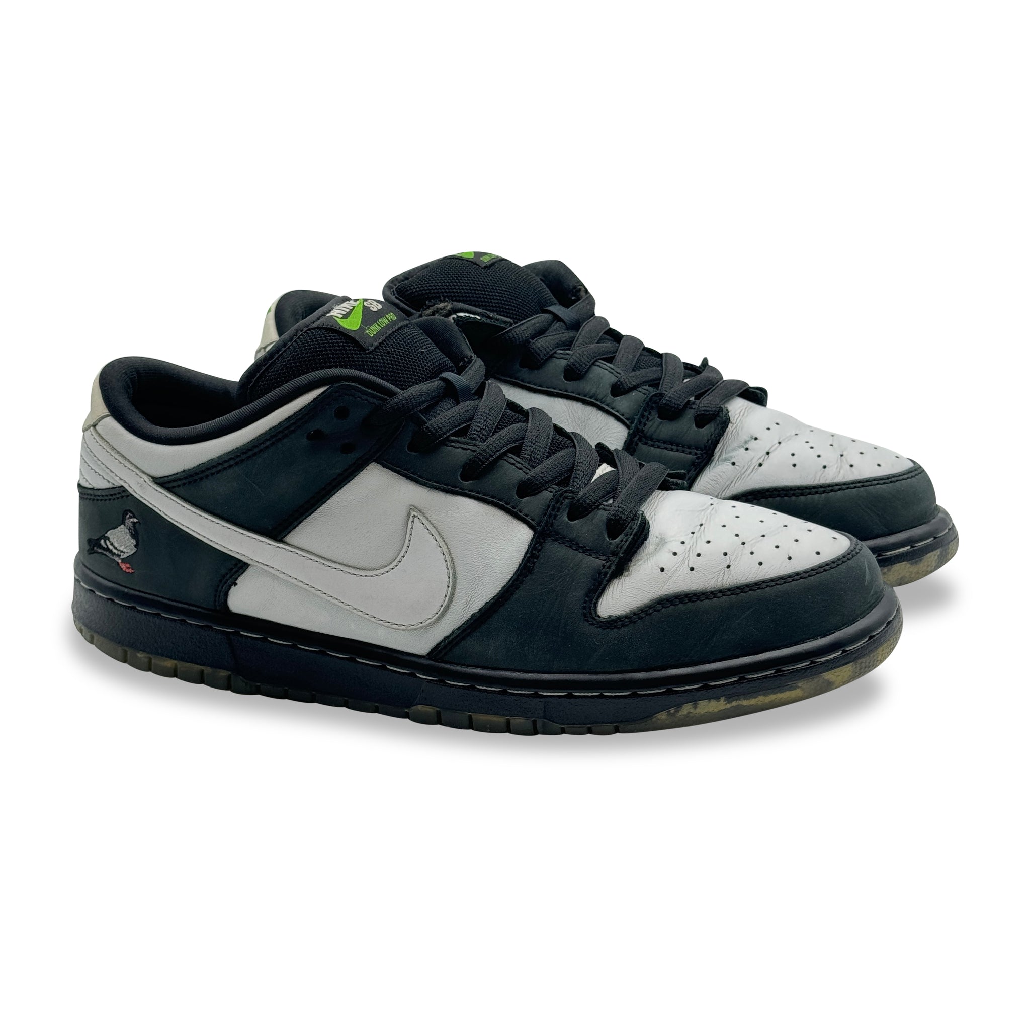 11.5 US - NIKE SB DUNK LOW STAPLE PANDA PIGEON W BOX 2019
