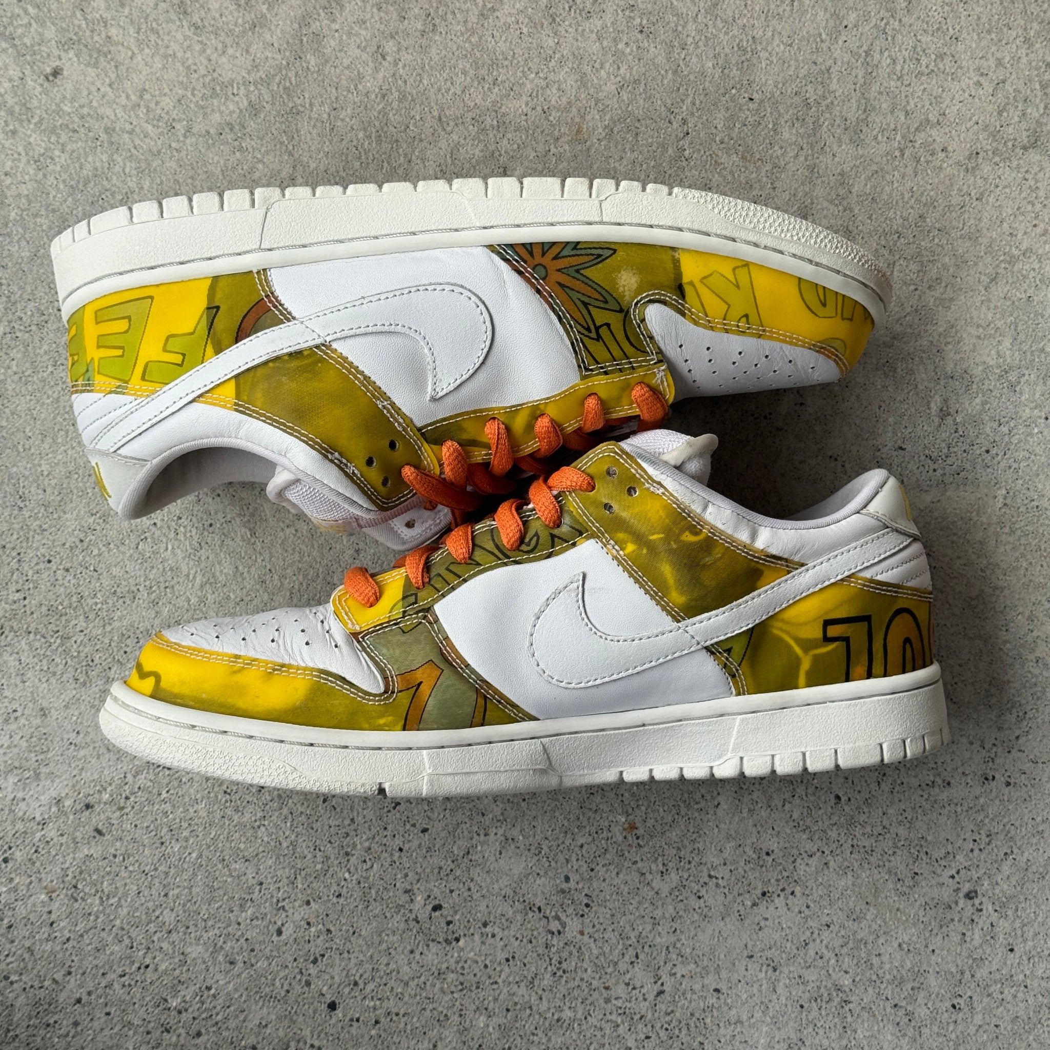 10.5 US - NIKE SB DUNK LOW DE LA SOUL W BOX 2005