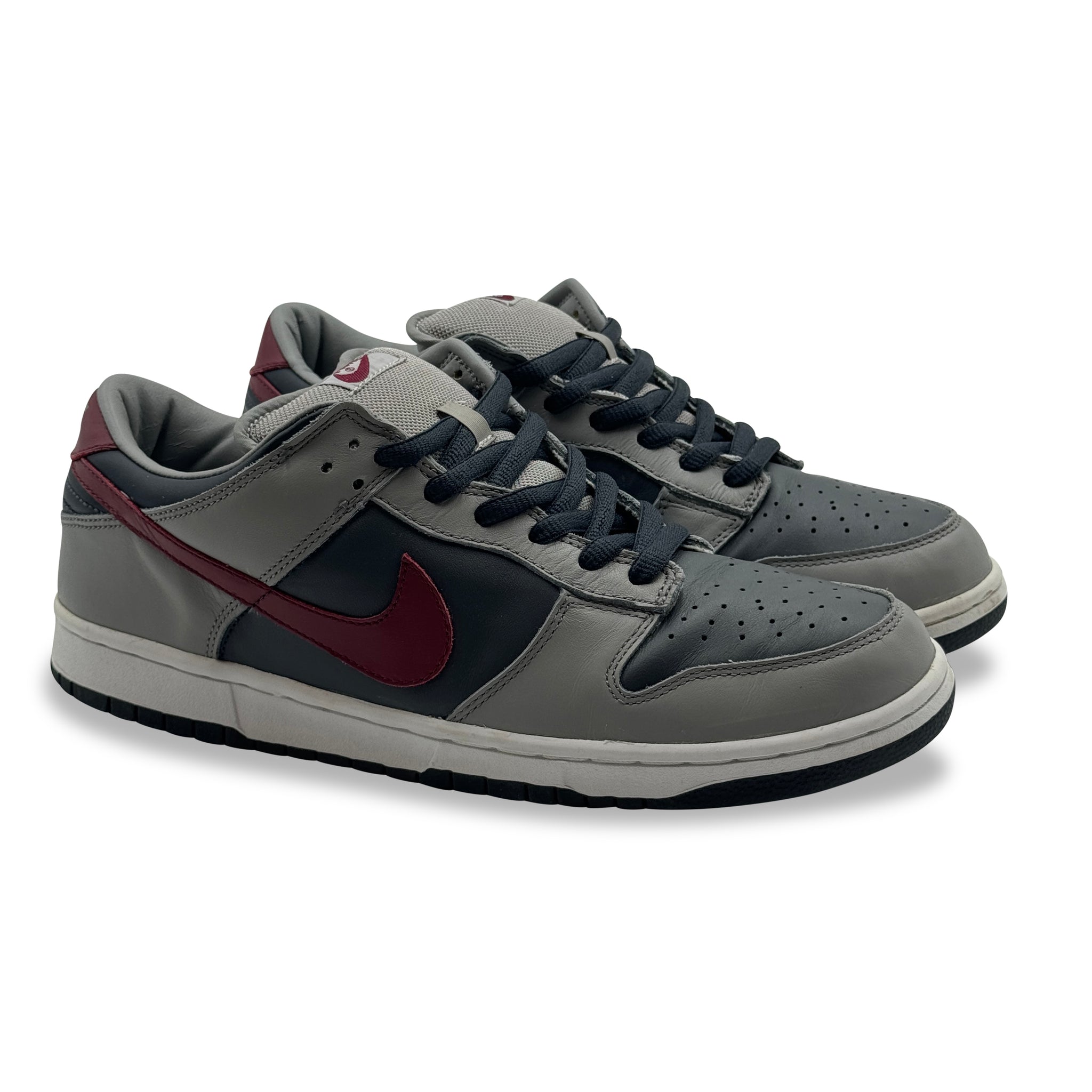 13 US - NIKE DUNK LOW PRO B ANTHRACITE TEAM RED W BOX 2002