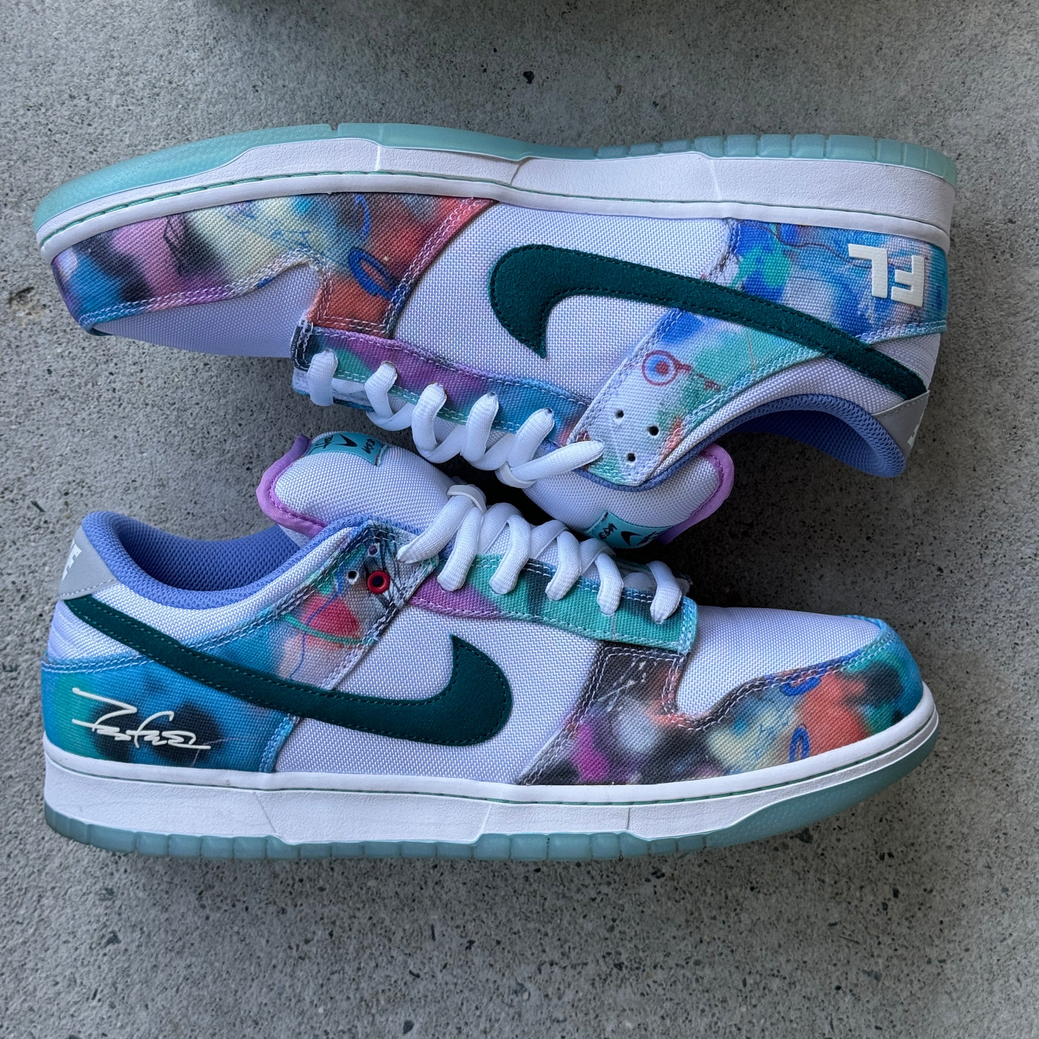 13 US - NIKE SB DUNK LOW FUTURA BLEACHED AQUA W BOX 2024
