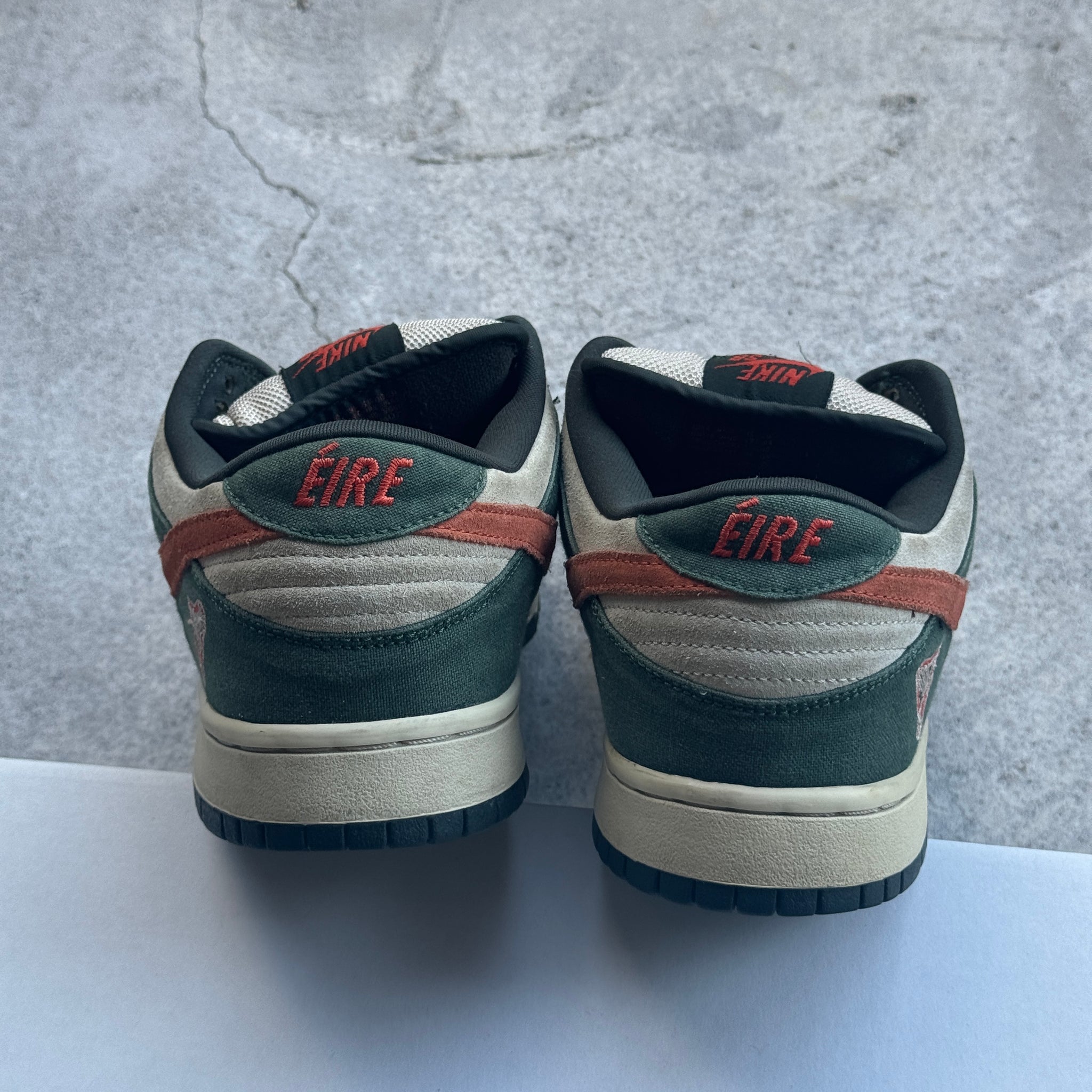 11 US - NIKE SB DUNK ERIE 2006