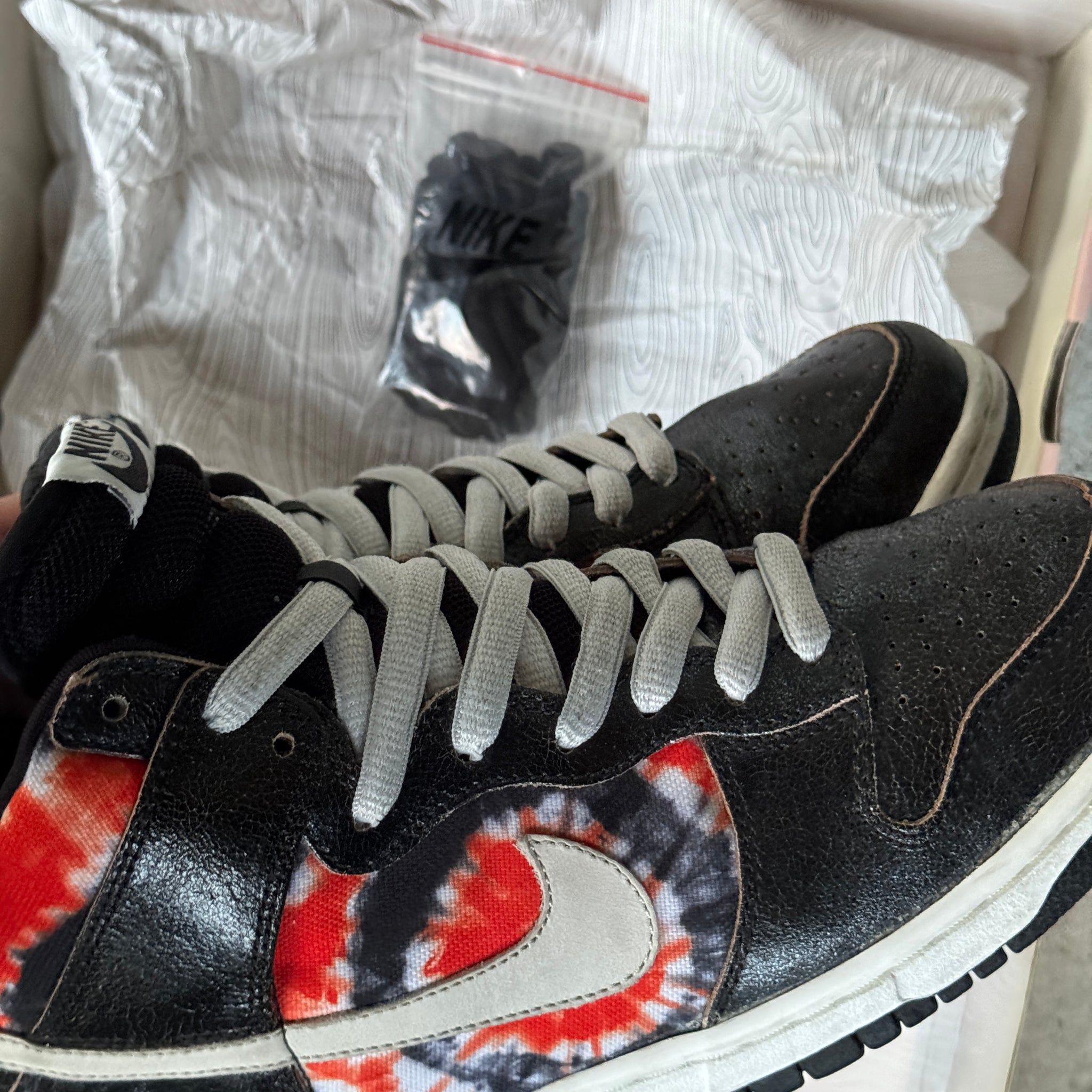 8 US - NIKE SB DUNK HIGH HUF W BOX 2004