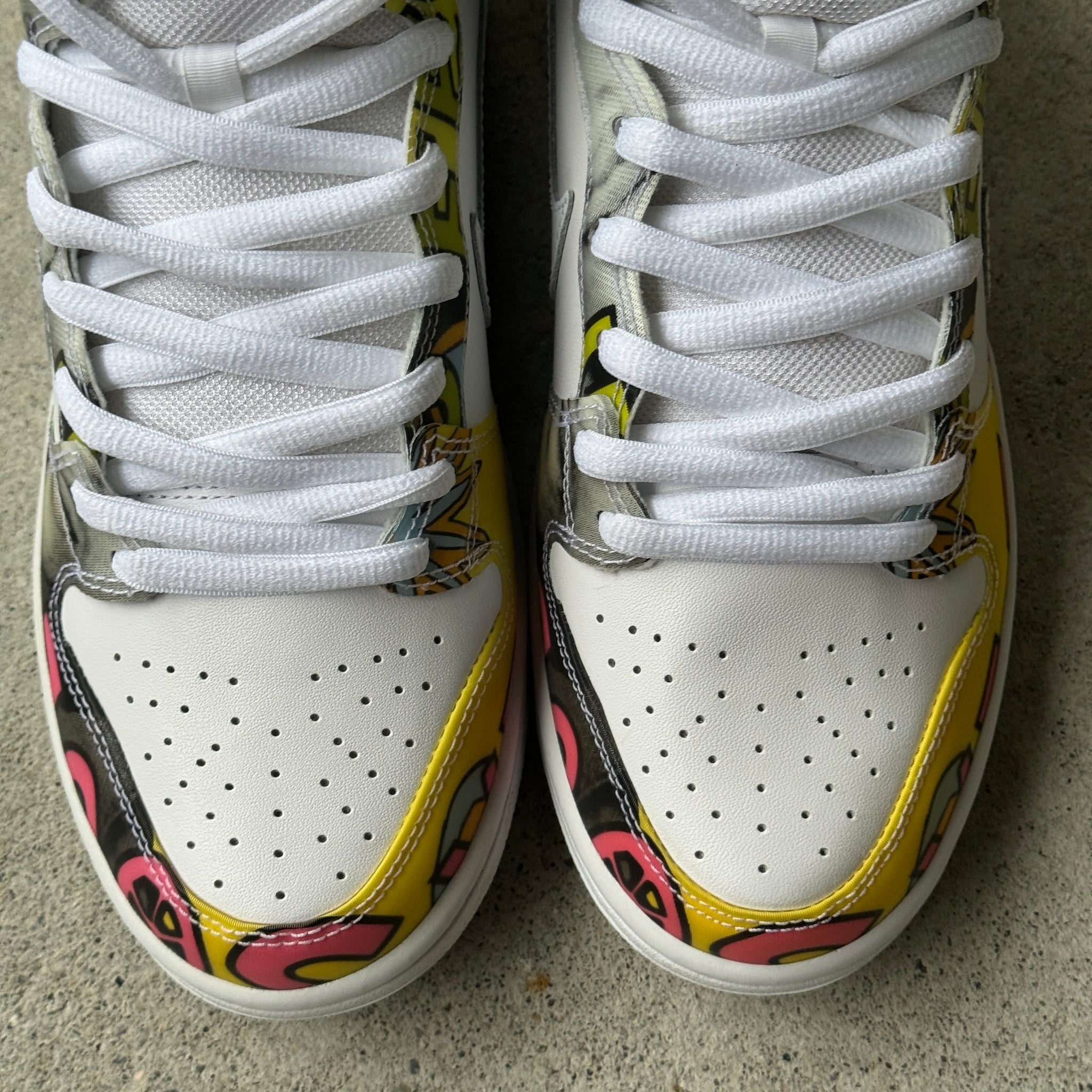 9 US - DS NIKE SB DUNK HIGH DE LA SOUL W BOX 2015