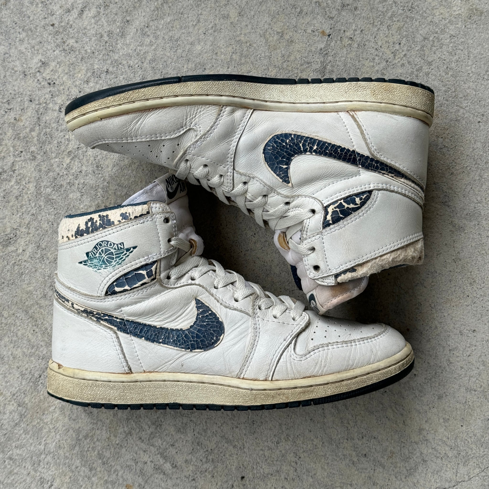 Blue metallic jordan 1 best sale