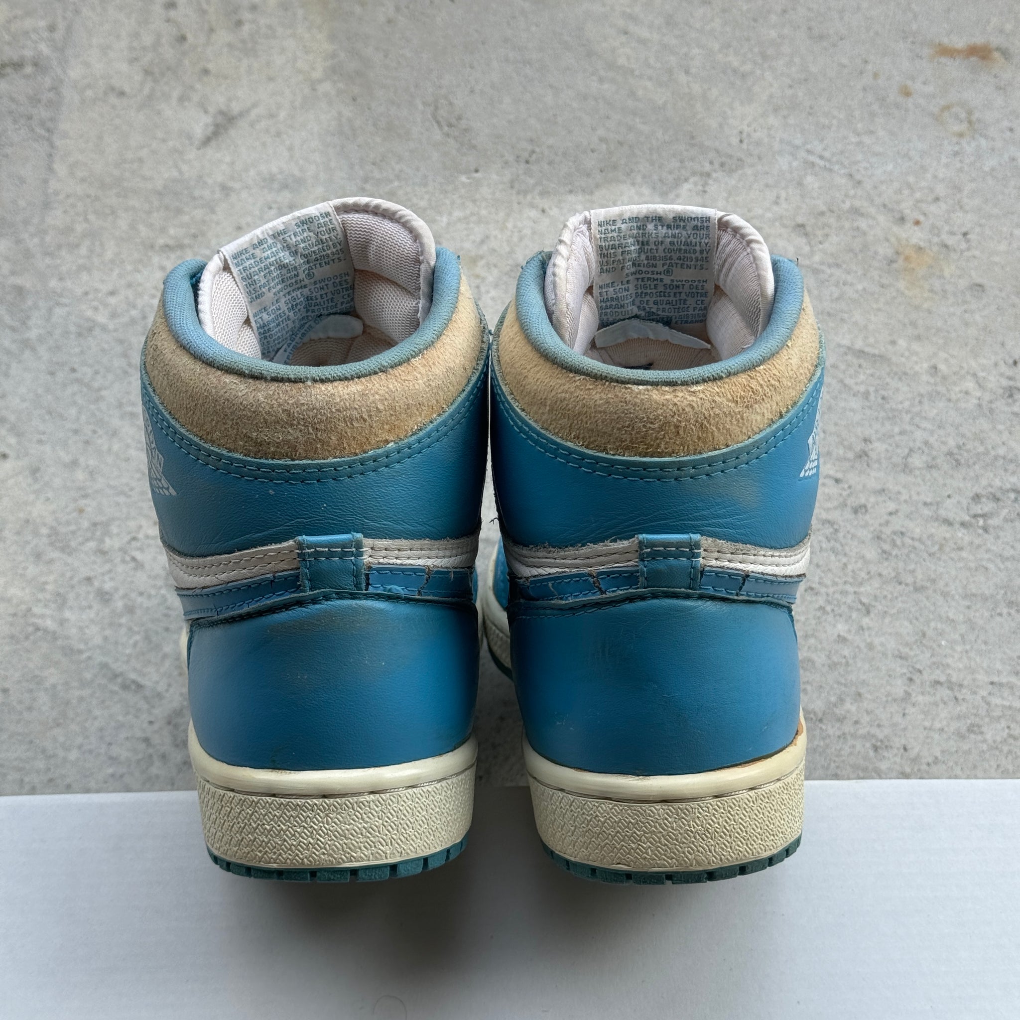 8 US - JORDAN 1 CAROLINA BLUE 1985