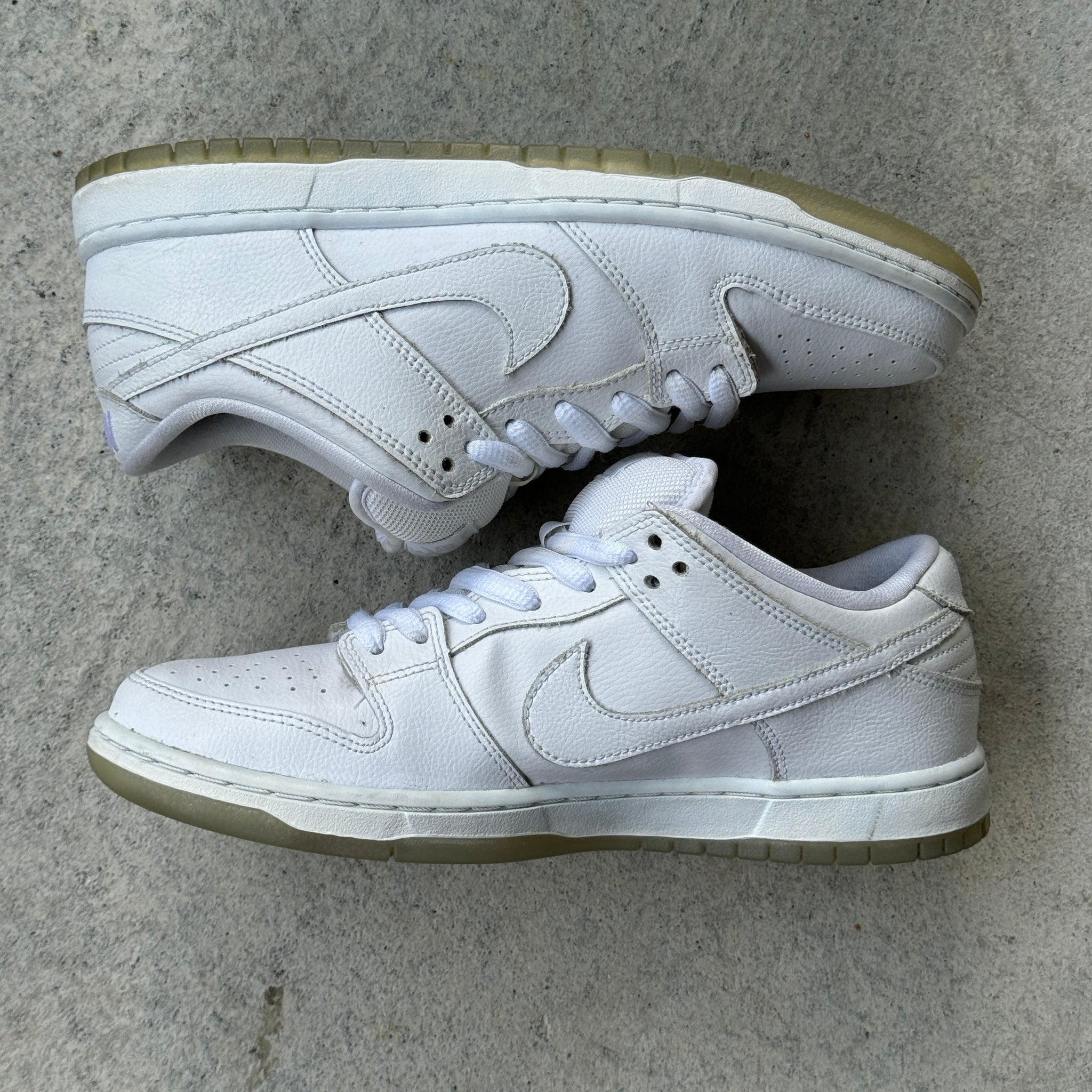 9.5 US NIKE SB DUNK LOW WHITE ICE W BOX 2014 curatedvan