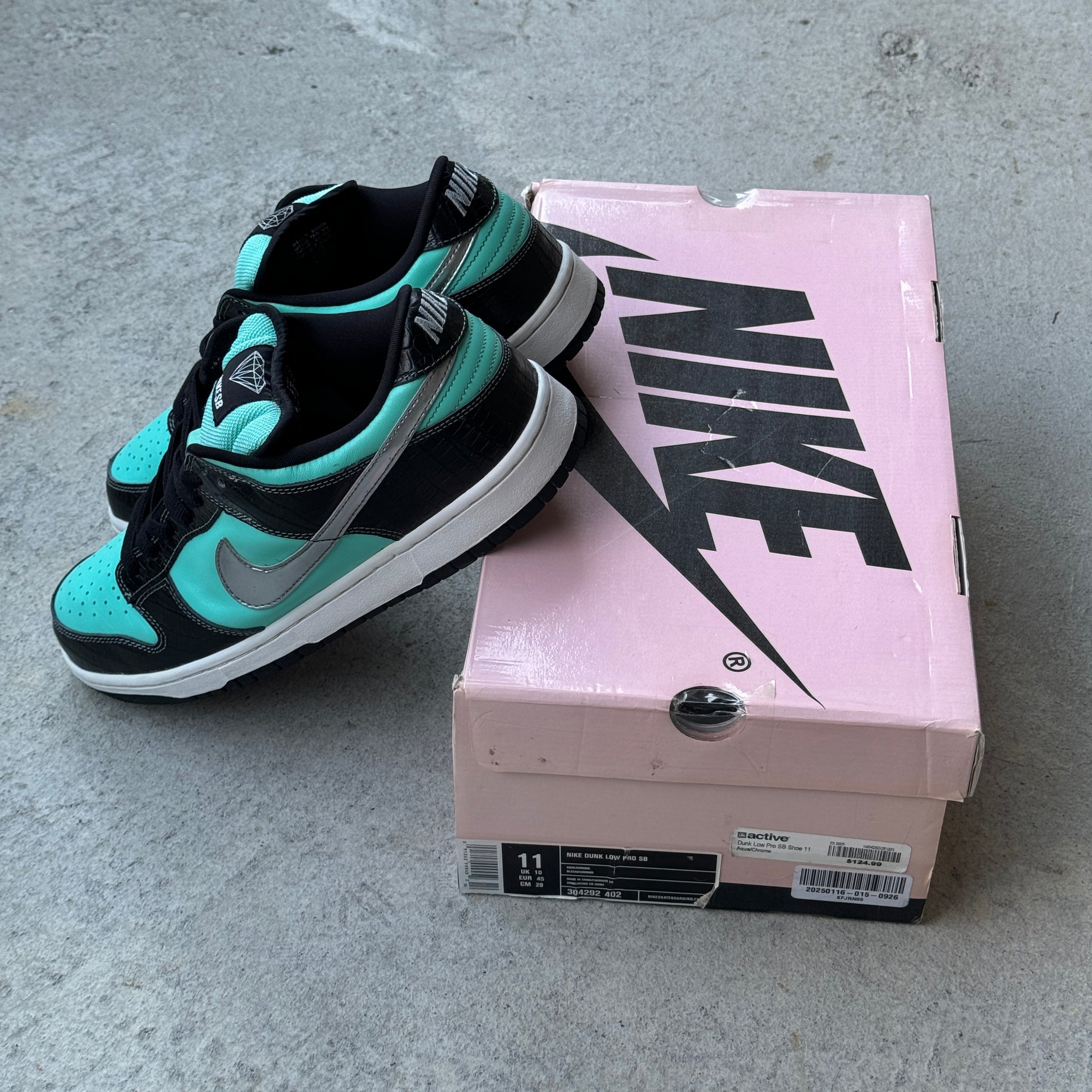 11 US - NIKE SB DUNK LOW TIFFANY DIAMOND W BOX 2005