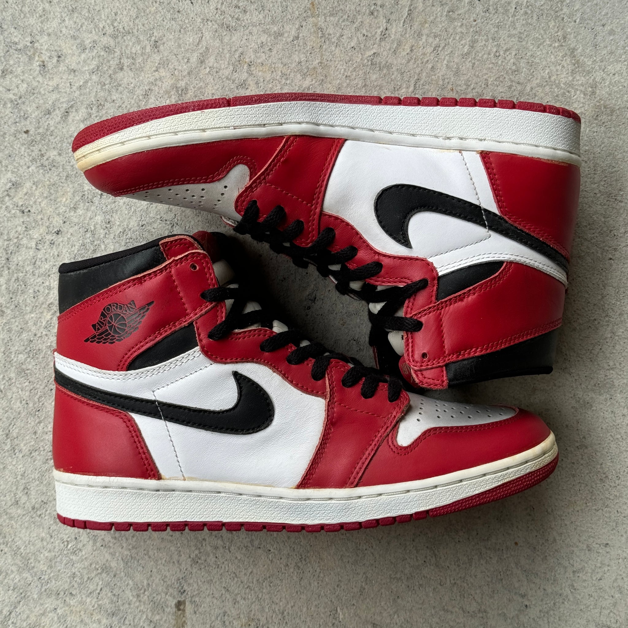 9 US - DS JORDAN 1 CHICAGO W BOX 1995