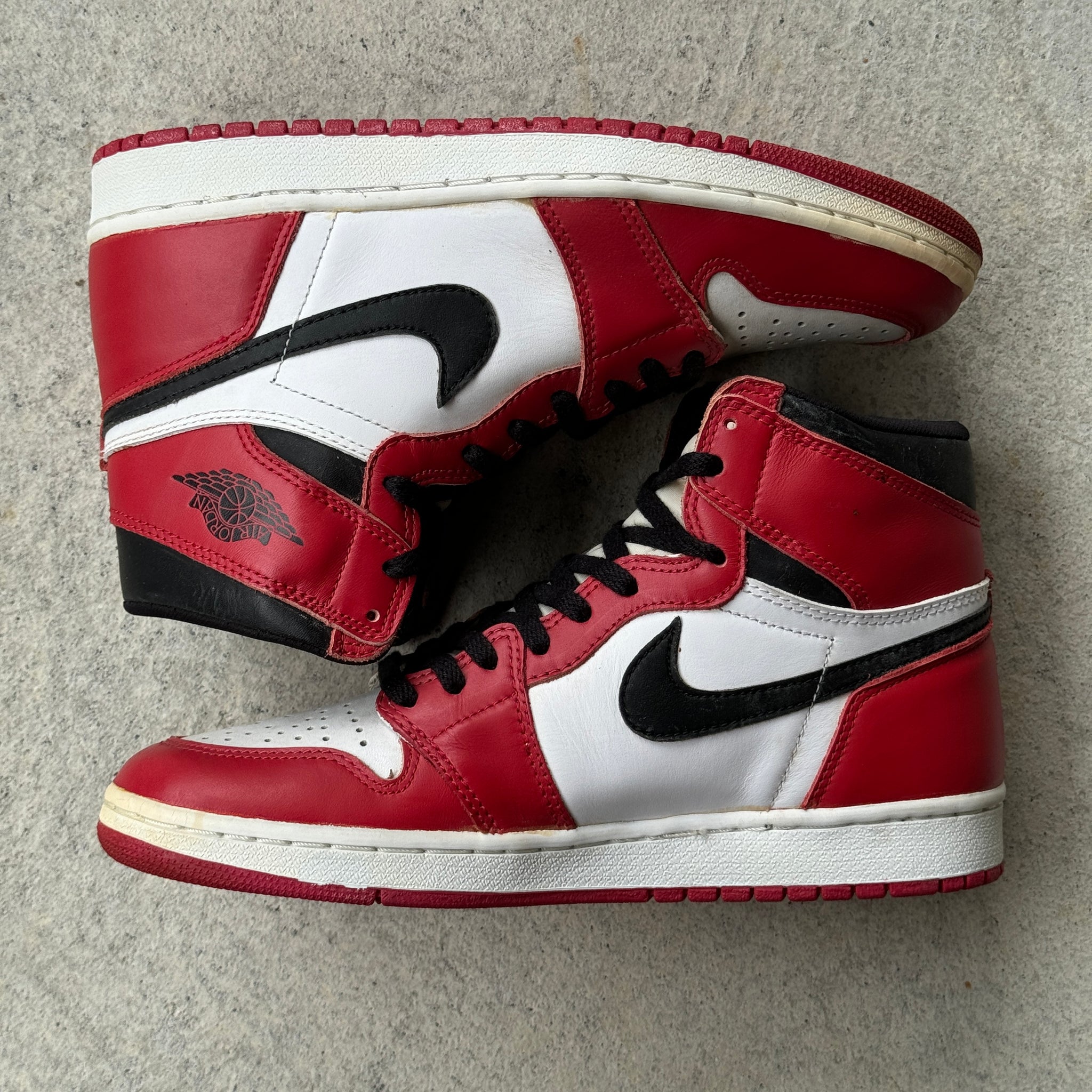 9 US - DS JORDAN 1 CHICAGO W BOX 1995