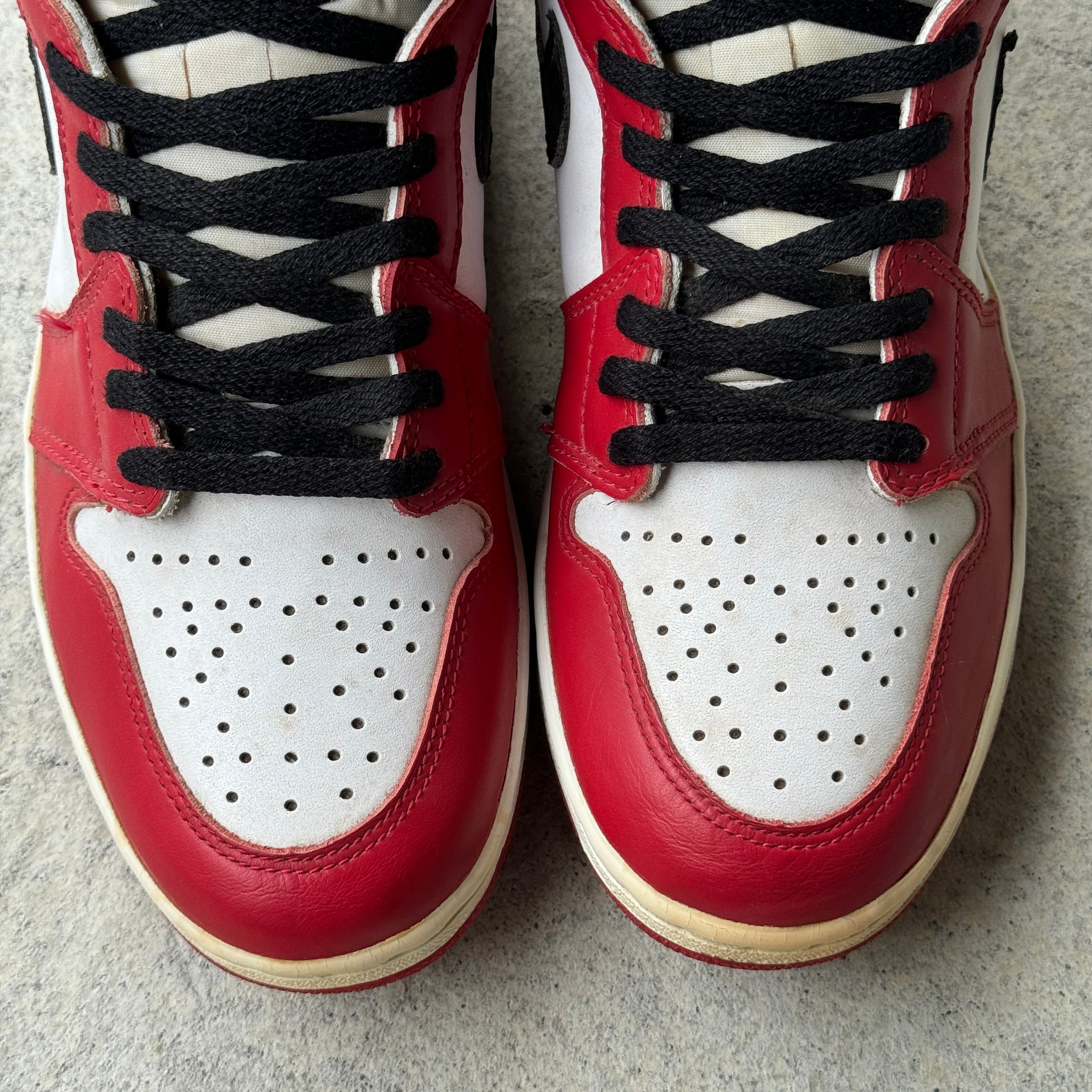 9 US - DS JORDAN 1 CHICAGO W BOX 1995