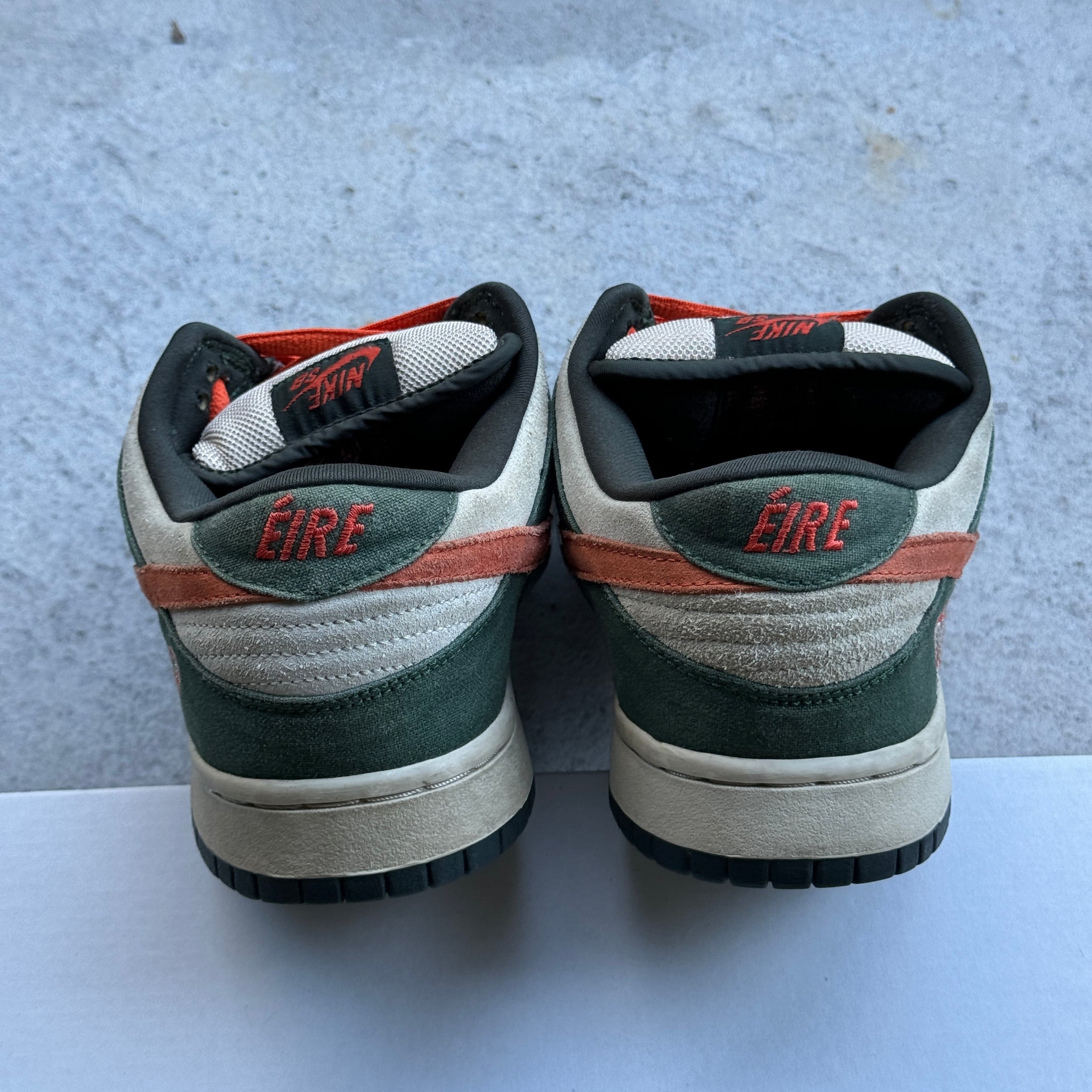 12 US - NIKE SB DUNK LOW ERIE 2006