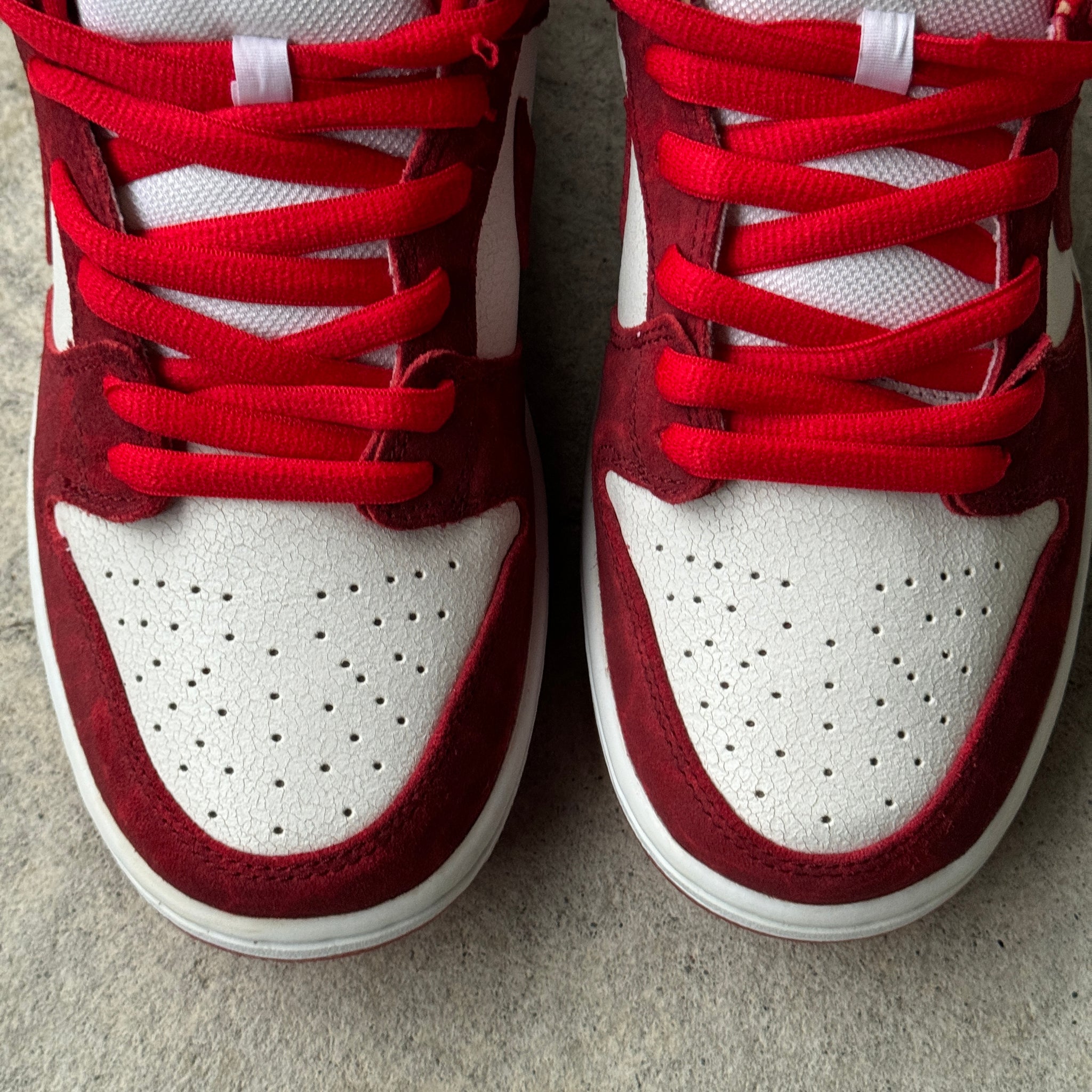 10.5 US - DS NIKE SB DUNK LOW VALENTINES W BOX 2014