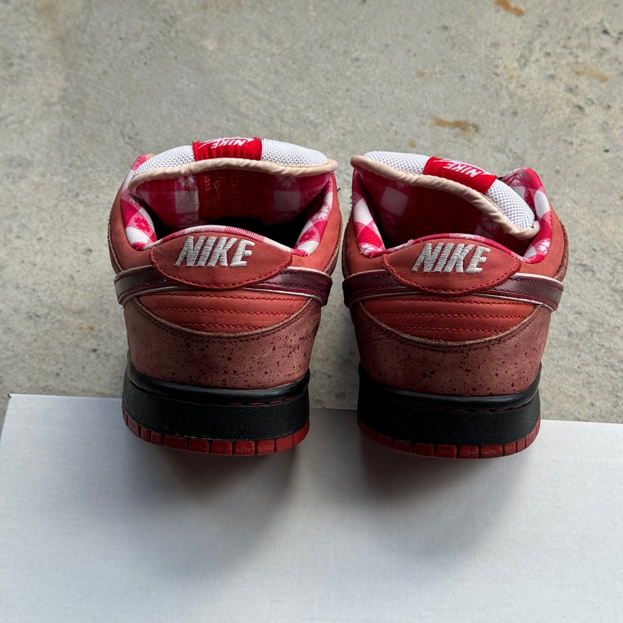 11.5 US - NIKE SB DUNK RED LOBSTER 2008