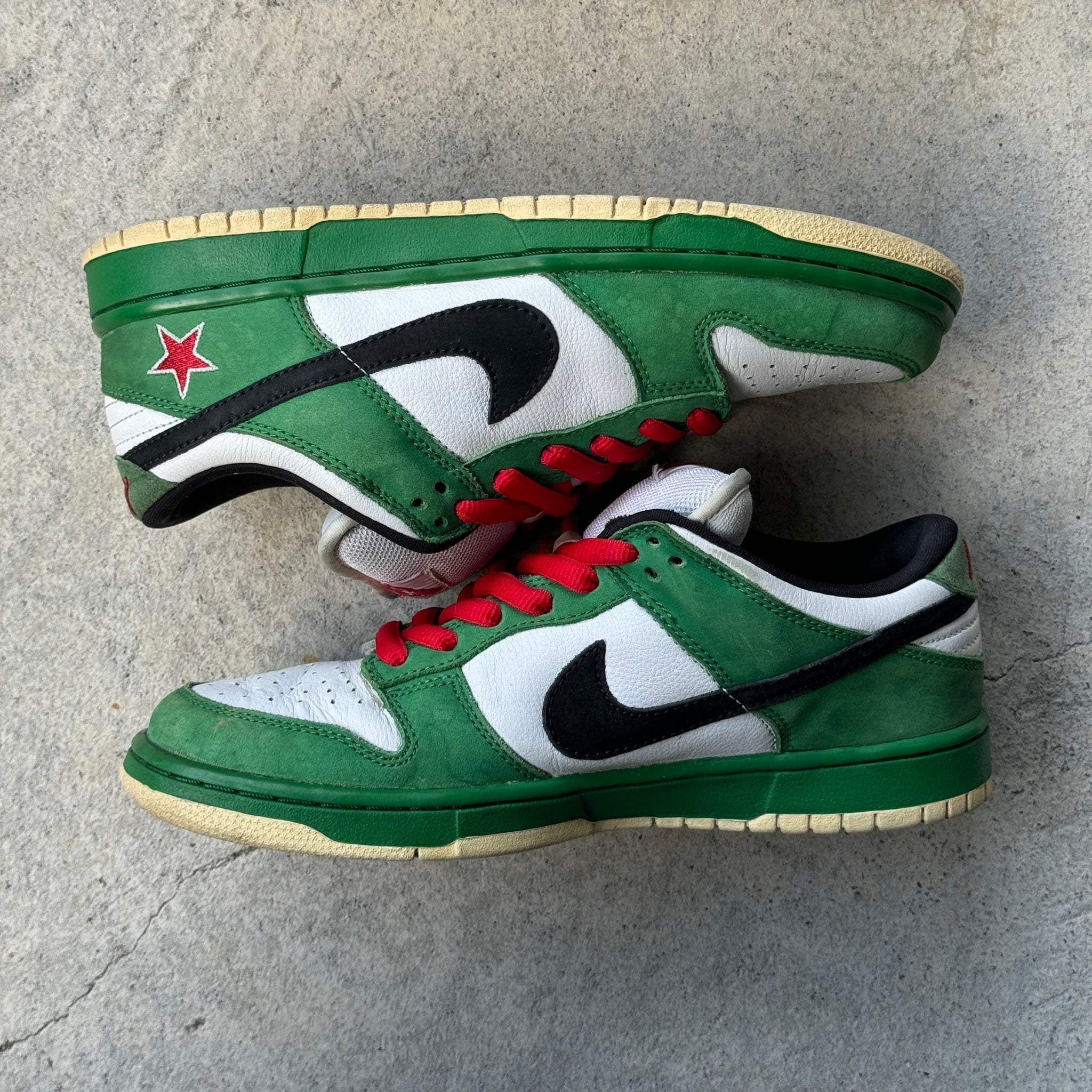 9 US - NIKE SB DUNK LOW HEINEKEN 2003