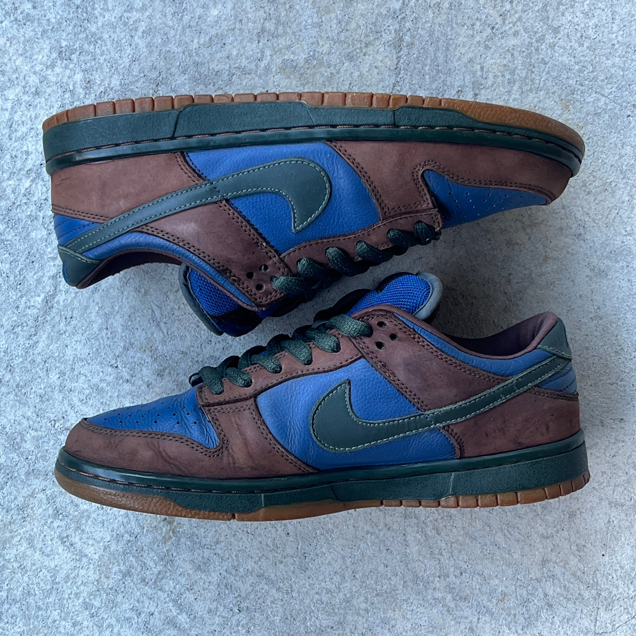 8.5 US - NIKE SB DUNK LOW BARF 2003