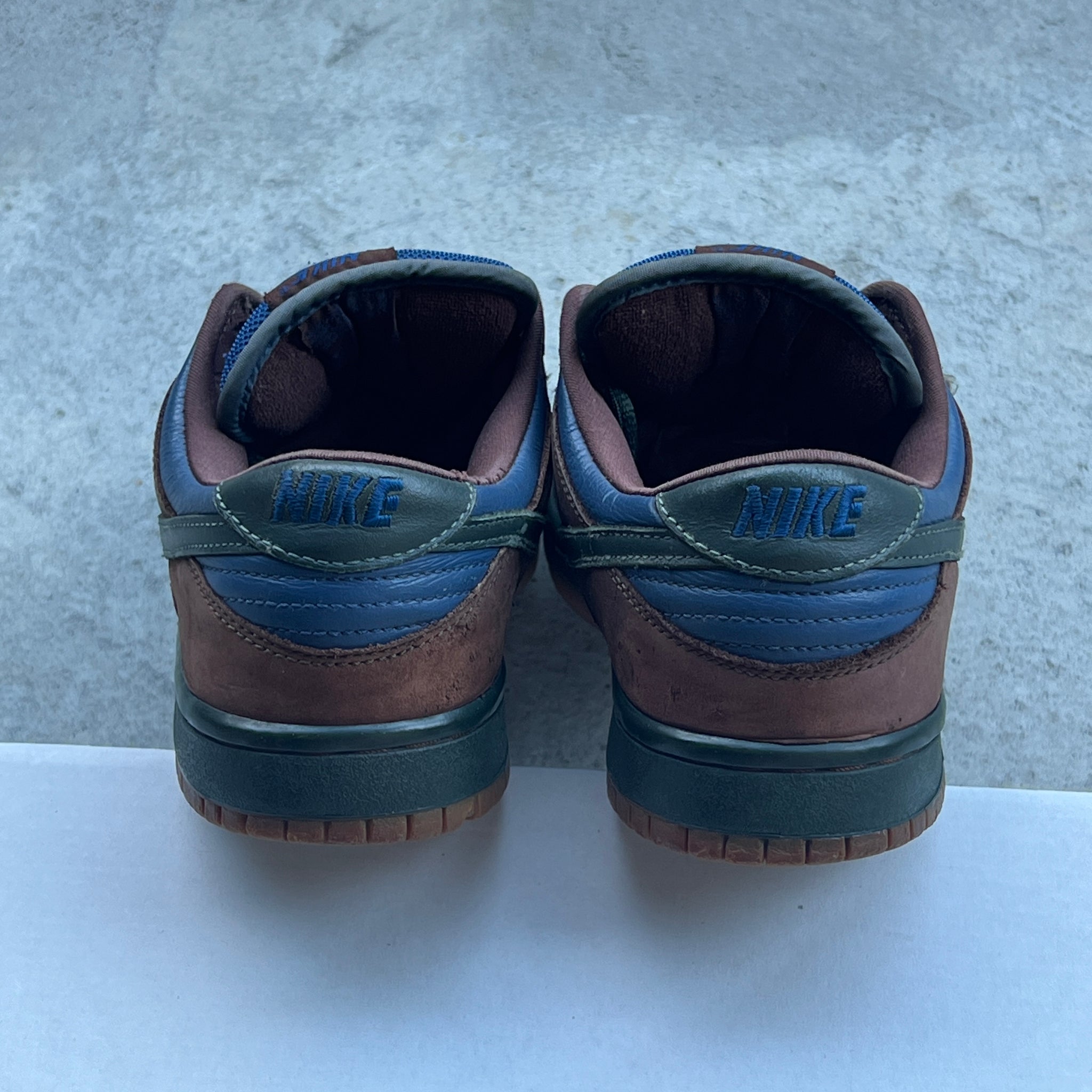 8.5 US - NIKE SB DUNK LOW BARF 2003