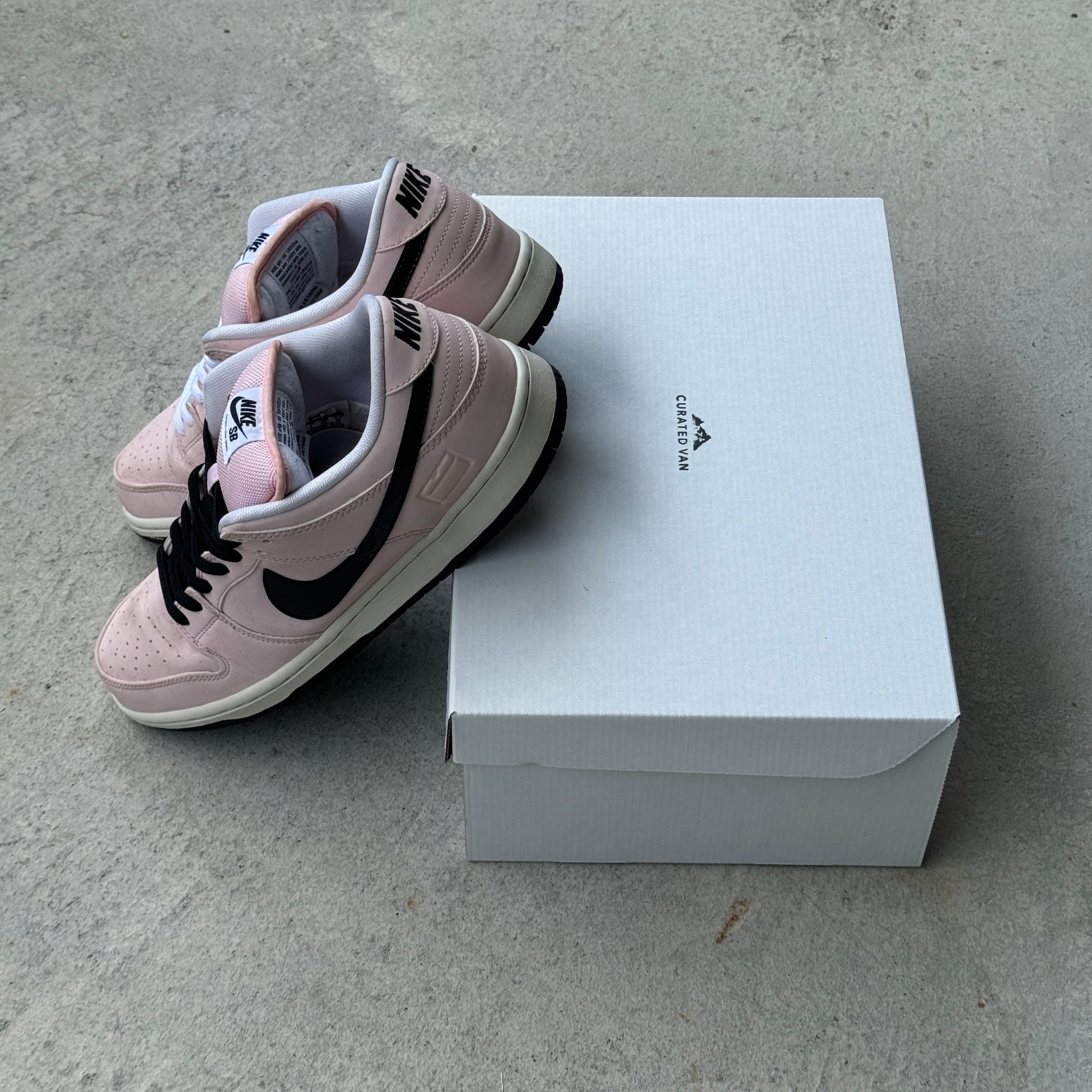 10 US - NIKE SB DUNK LOW PINK BOX 2016