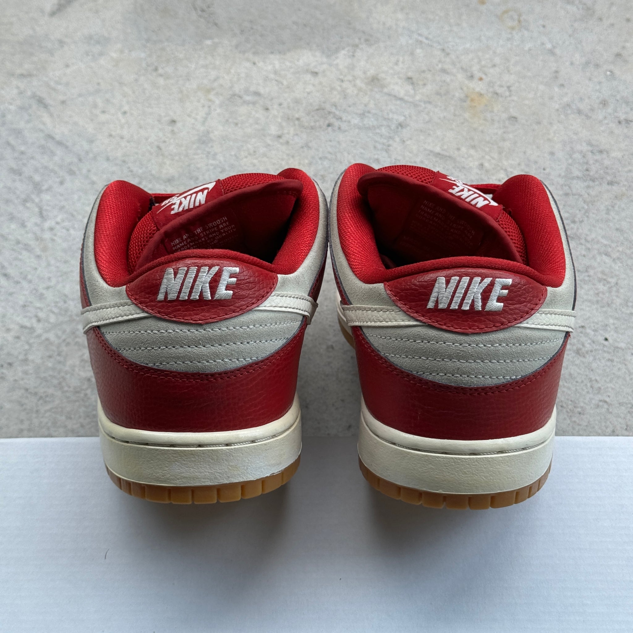 11.5 US - NIKE SB DUNK LOW VALENTINES 2012