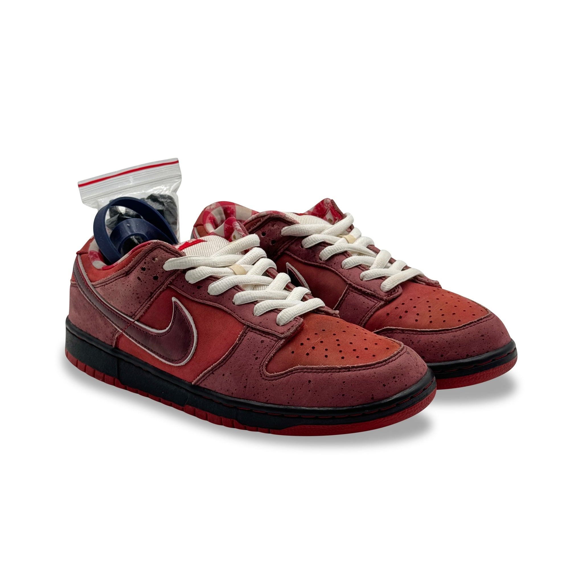 10.5 US - NIKE SB DUNK LOW RED LOBSTER W BOX 2008