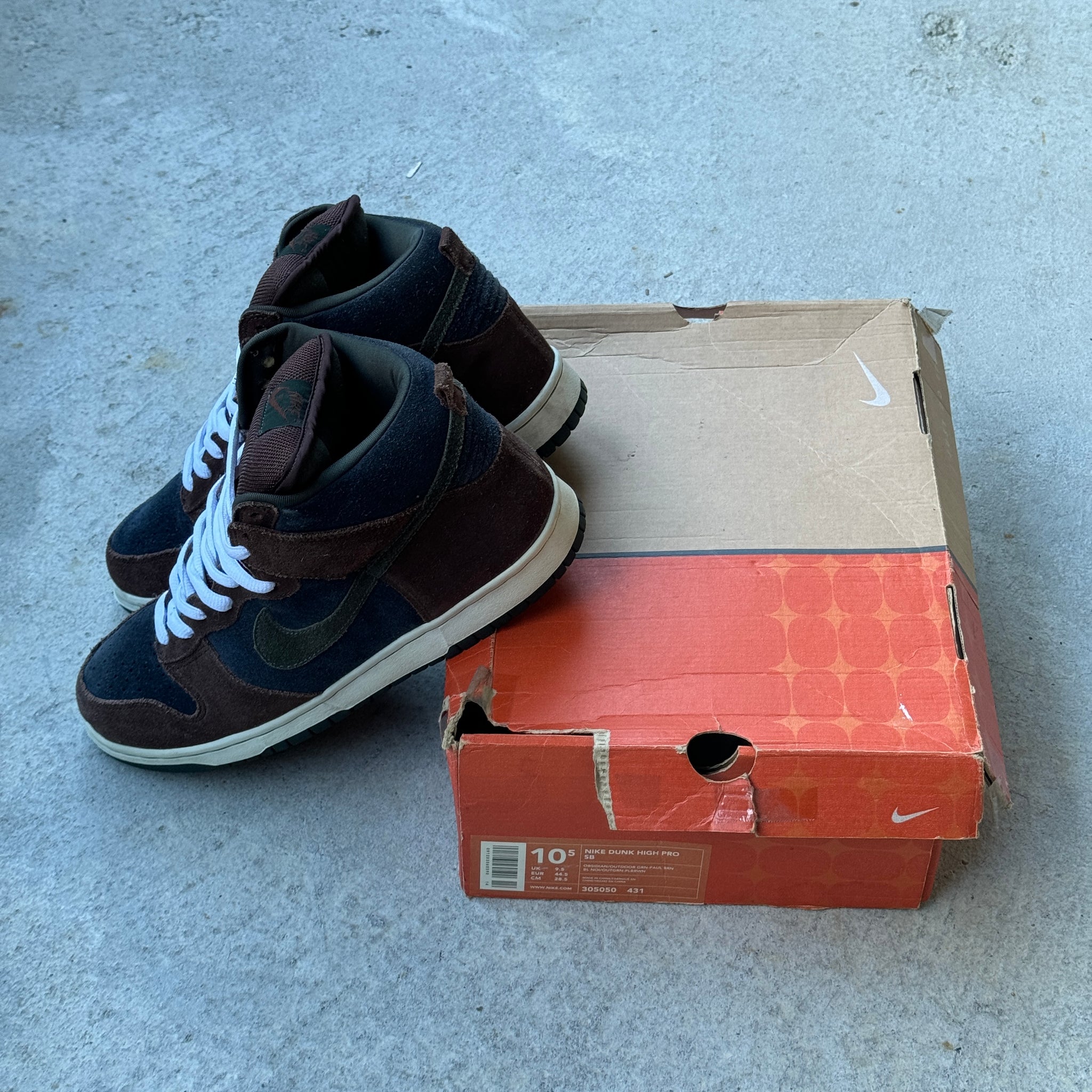 10.5 US - NIKE SB DUNK HIGH PAUL BROWN W BOX 2002